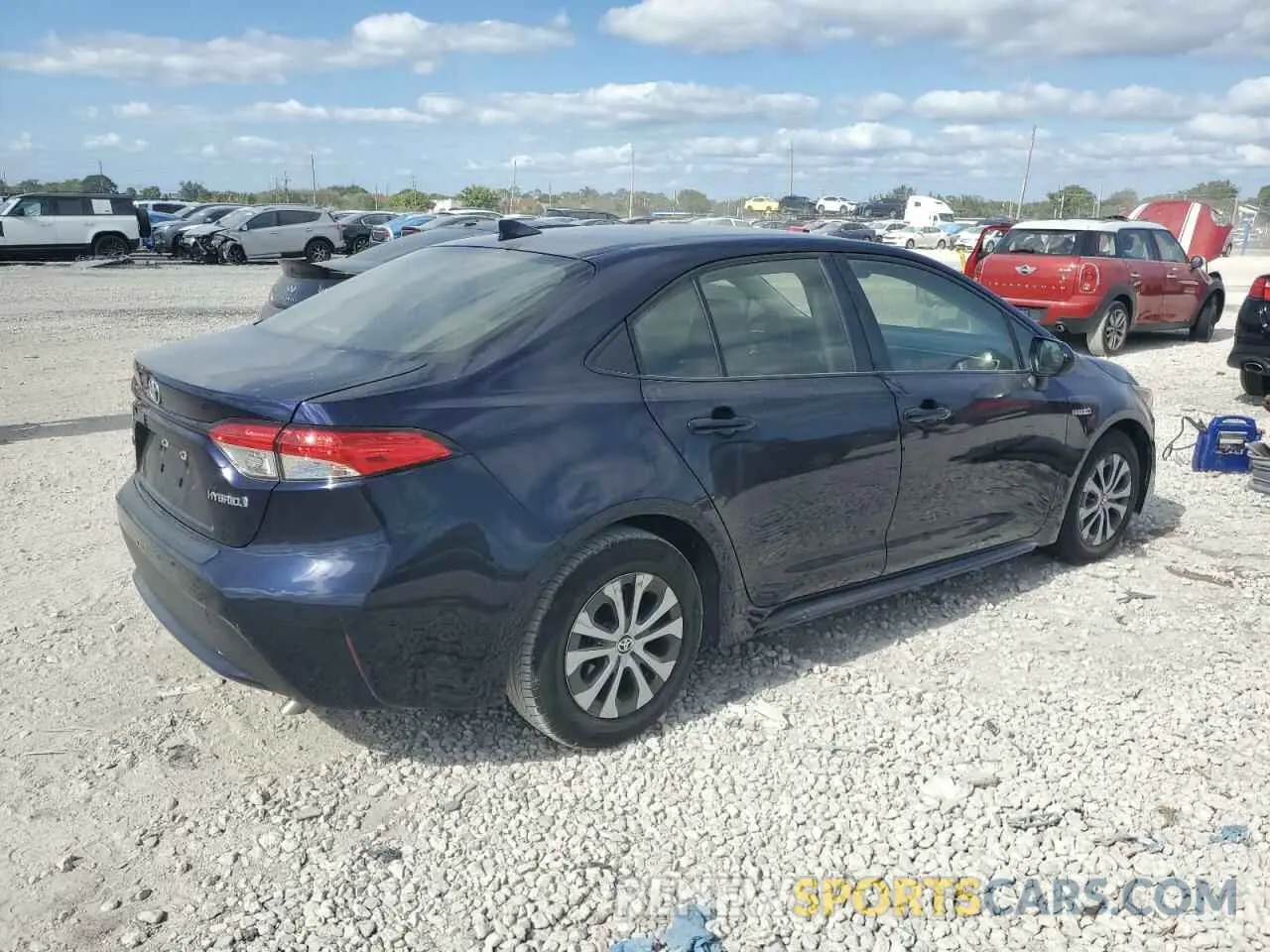 3 fotografías del automóvil dañado JTDEBRBE4LJ002801 TOYOTA COROLLA 2020