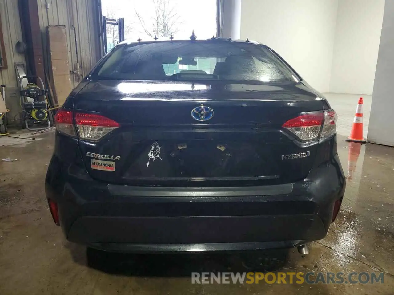 6 fotografías del automóvil dañado JTDEBRBE4LJ010655 TOYOTA COROLLA 2020