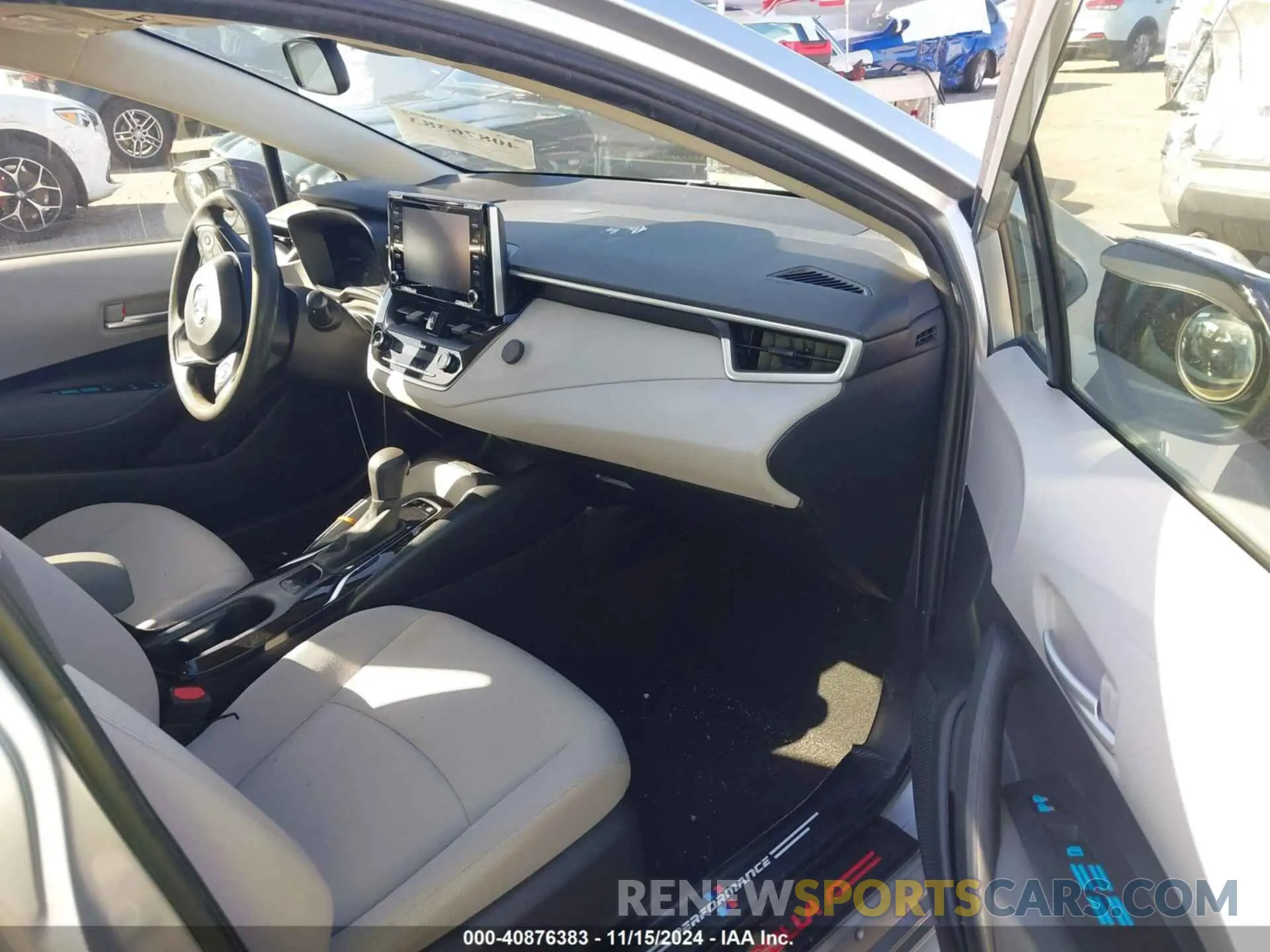 5 fotografías del automóvil dañado JTDEBRBE4LJ010767 TOYOTA COROLLA 2020