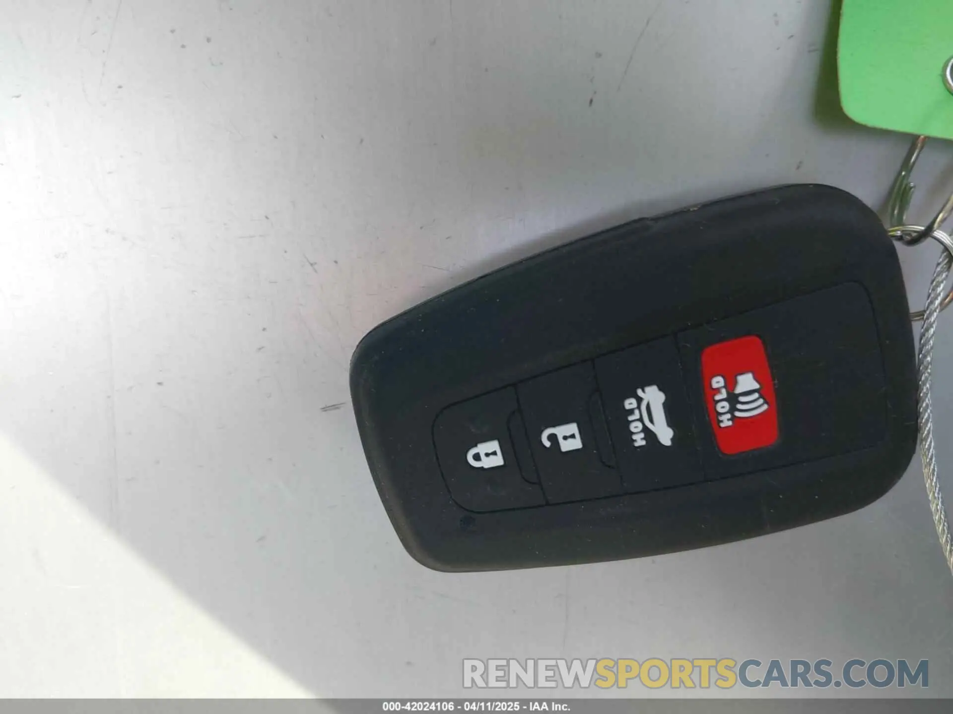 11 fotografías del automóvil dañado JTDEBRBE4LJ019579 TOYOTA COROLLA 2020