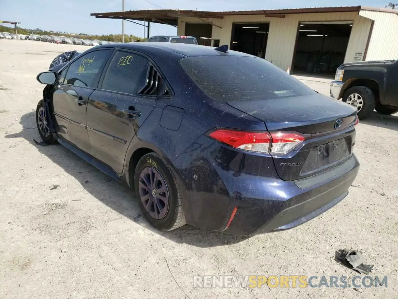 3 fotografías del automóvil dañado JTDEBRBE4LJ030162 TOYOTA COROLLA 2020
