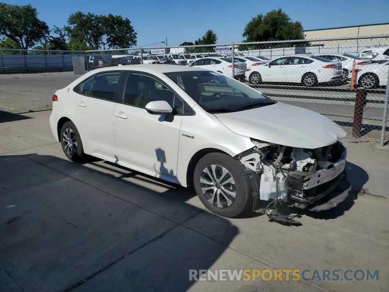 4 fotografías del automóvil dañado JTDEBRBE5LJ027593 TOYOTA COROLLA 2020