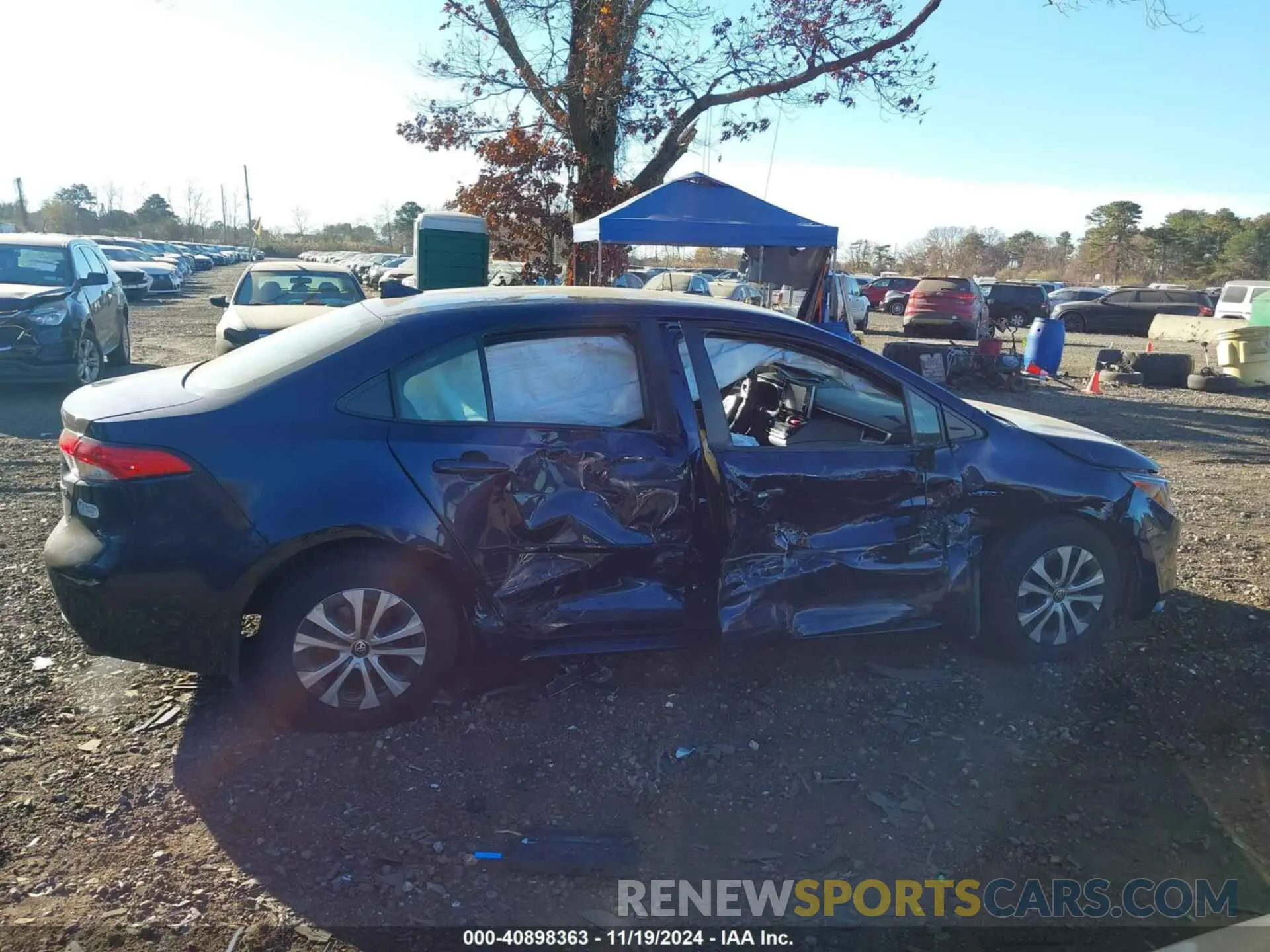 13 fotografías del automóvil dañado JTDEBRBE6LJ004131 TOYOTA COROLLA 2020