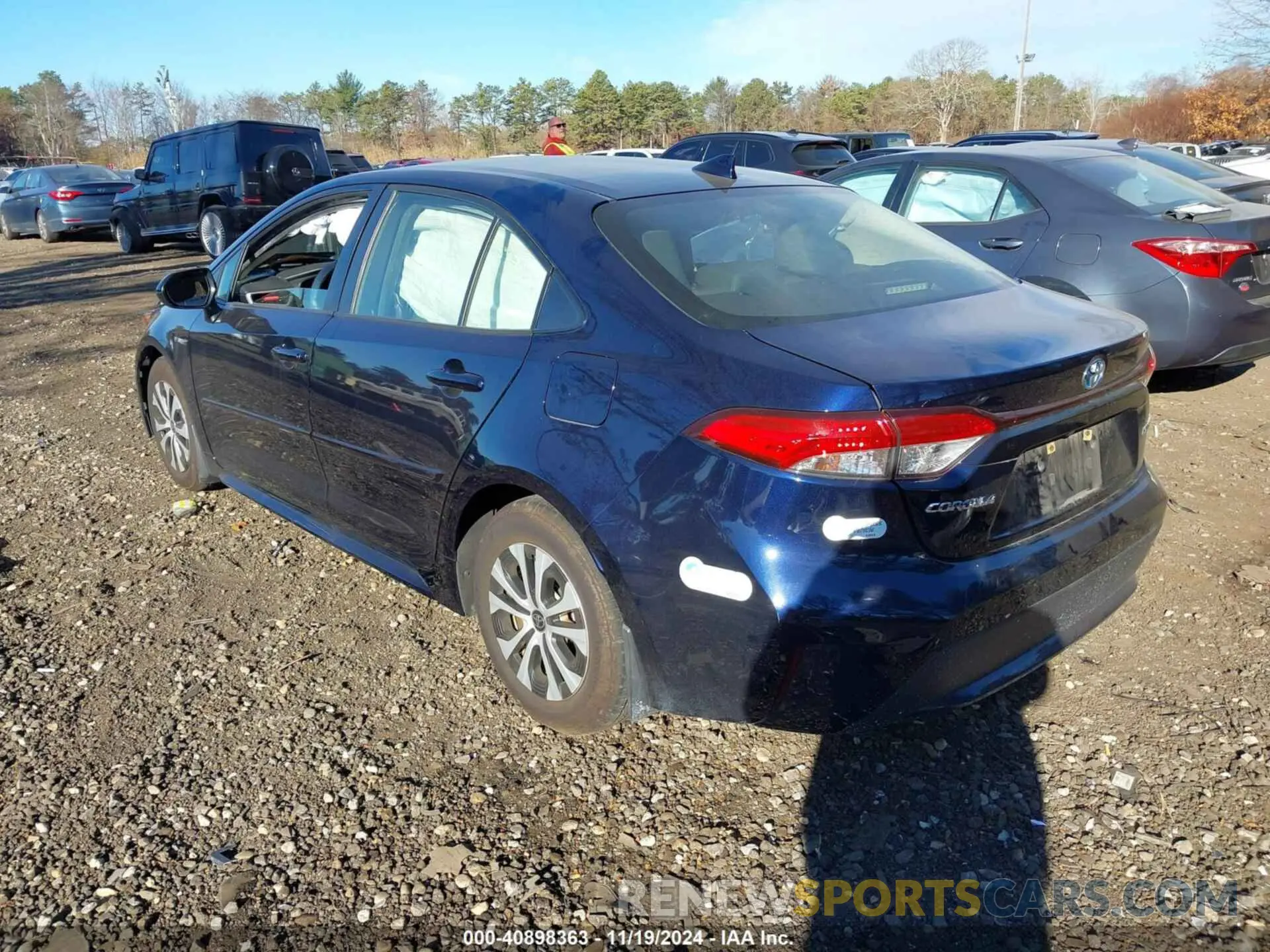 3 fotografías del automóvil dañado JTDEBRBE6LJ004131 TOYOTA COROLLA 2020