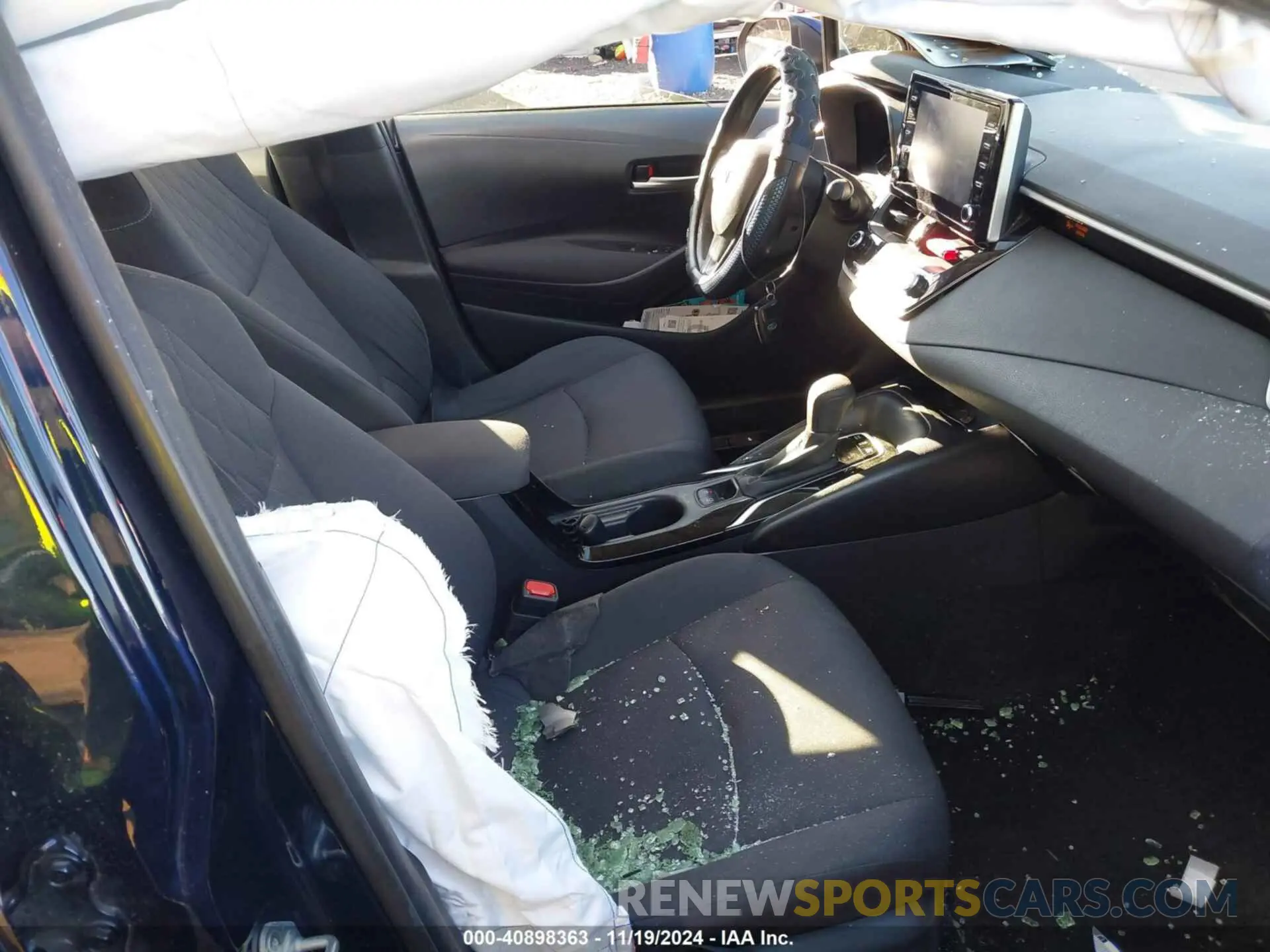 5 fotografías del automóvil dañado JTDEBRBE6LJ004131 TOYOTA COROLLA 2020