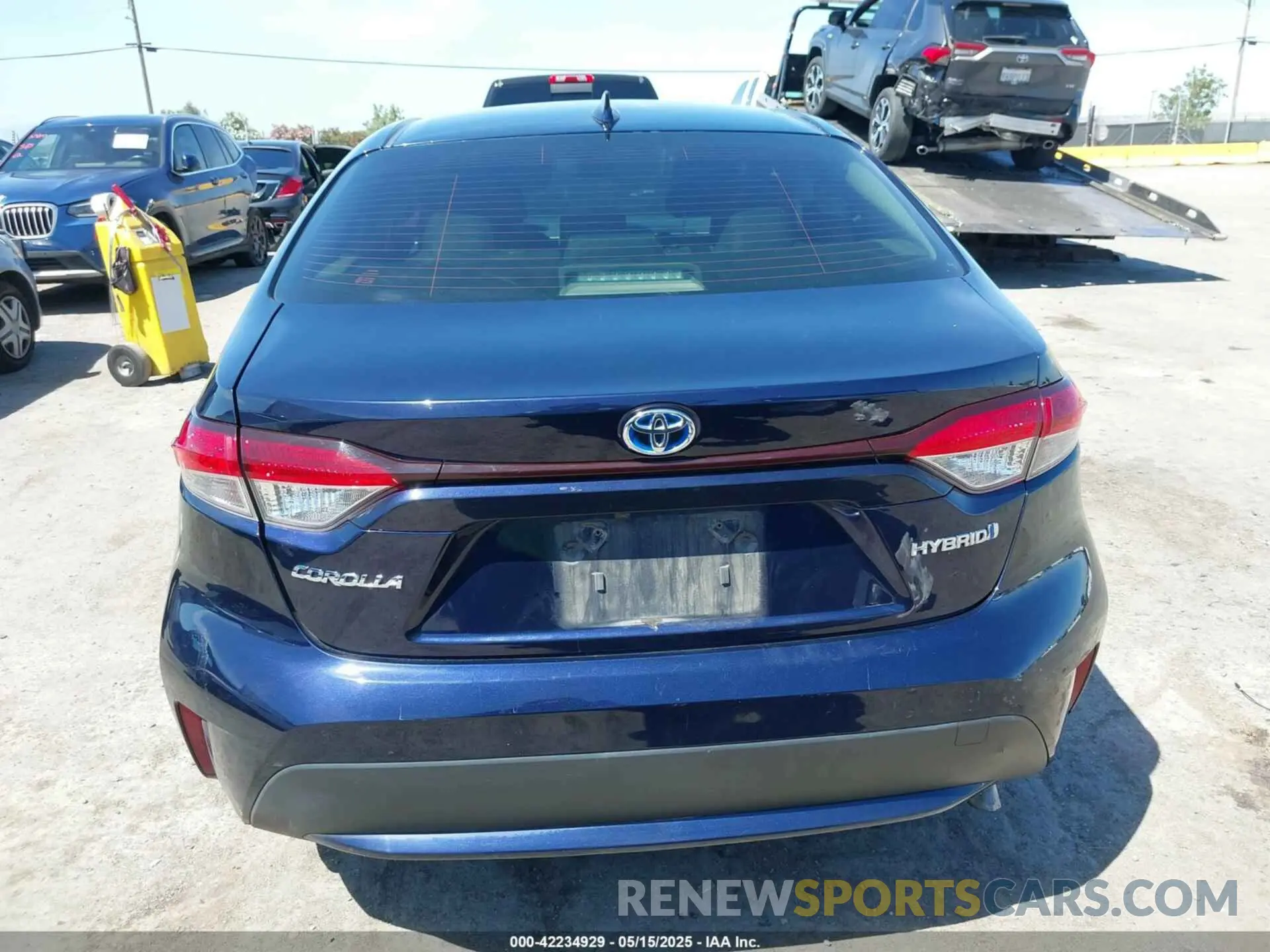 16 fotografías del automóvil dañado JTDEBRBE6LJ011130 TOYOTA COROLLA 2020