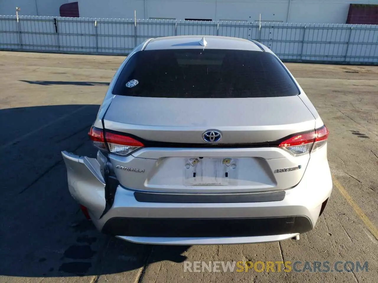6 fotografías del automóvil dañado JTDEBRBE6LJ015159 TOYOTA COROLLA 2020