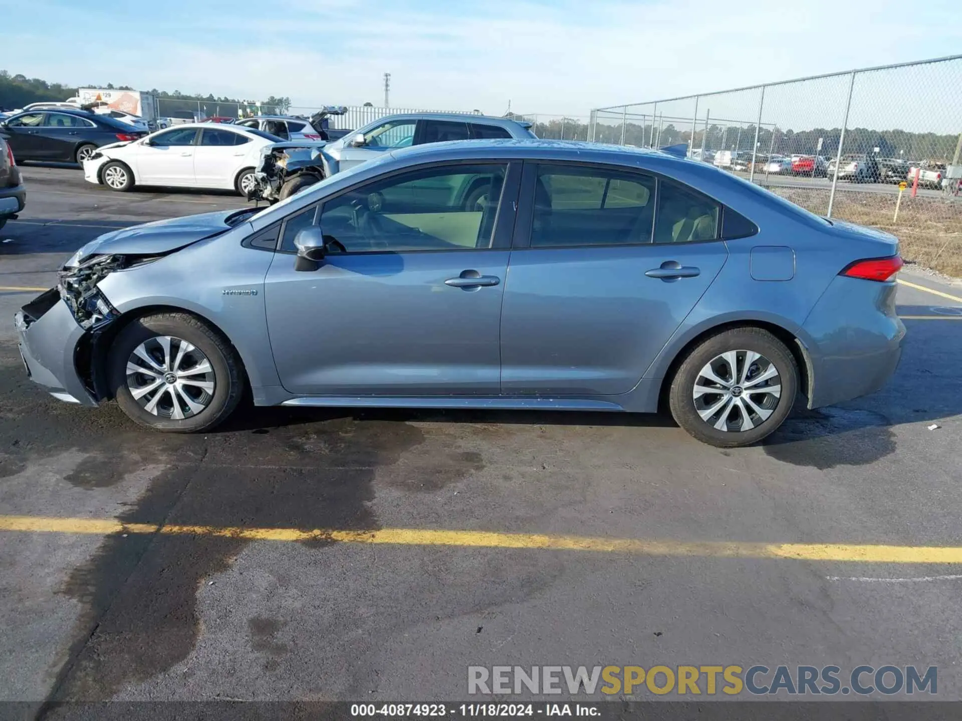 14 fotografías del automóvil dañado JTDEBRBE6LJ015274 TOYOTA COROLLA 2020
