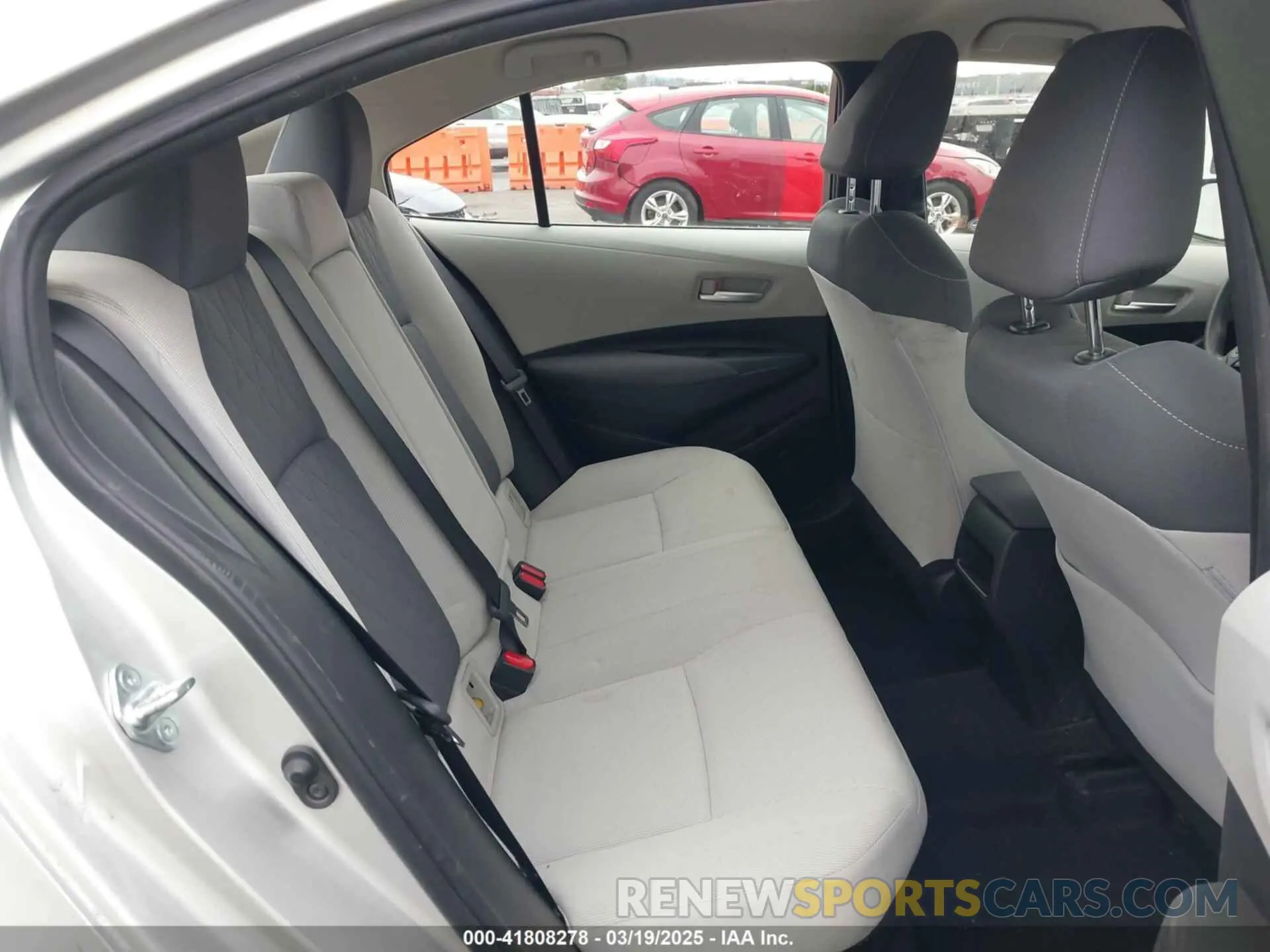 8 fotografías del automóvil dañado JTDEBRBE7LJ003697 TOYOTA COROLLA 2020