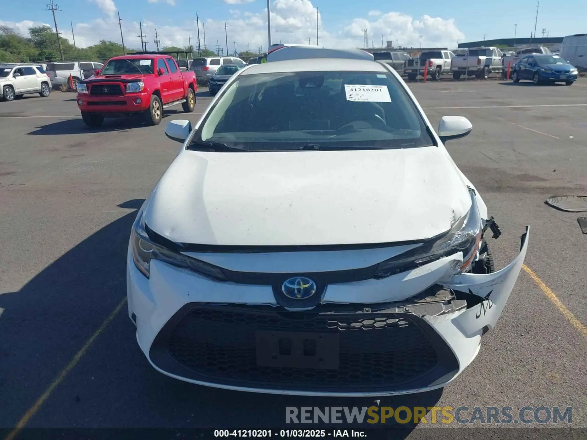 11 fotografías del automóvil dañado JTDEBRBE7LJ009256 TOYOTA COROLLA 2020