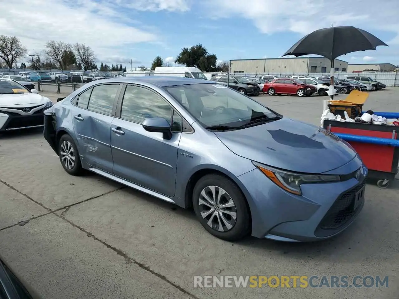 4 fotografías del automóvil dañado JTDEBRBE7LJ016367 TOYOTA COROLLA 2020