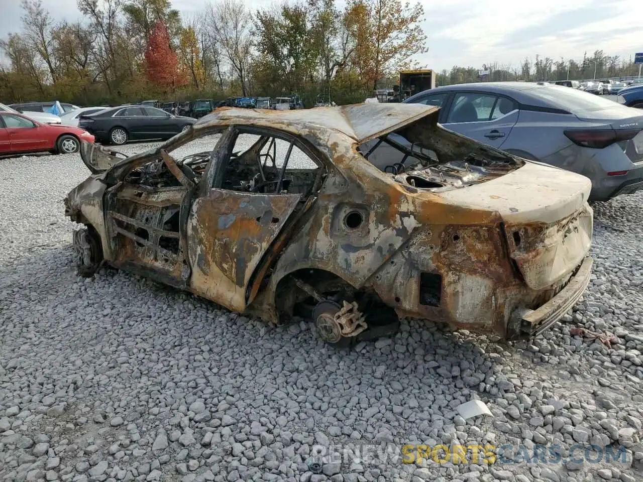 2 fotografías del automóvil dañado JTDEBRBE7LJ019592 TOYOTA COROLLA 2020
