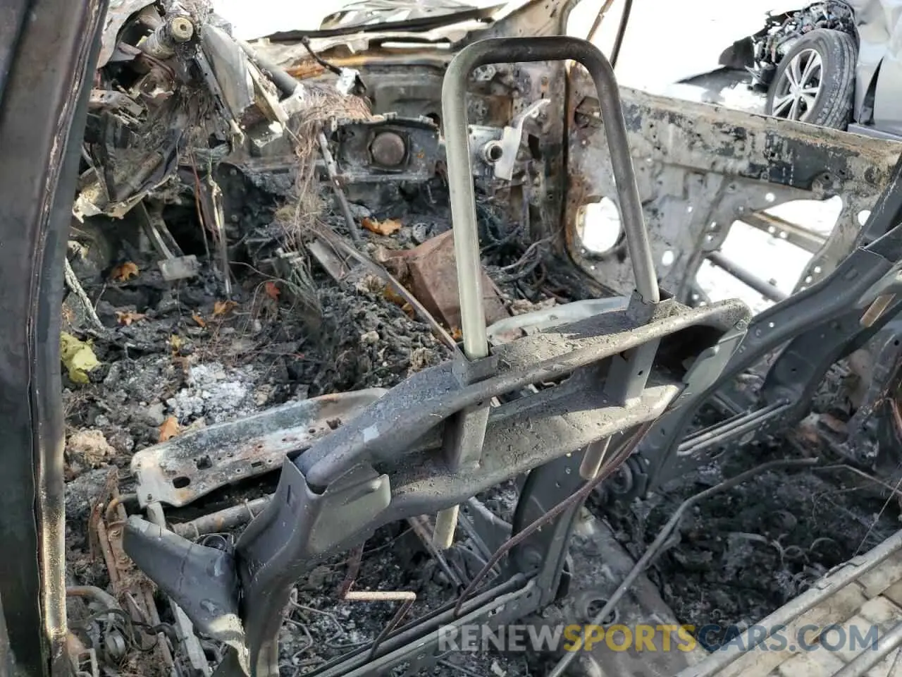 8 fotografías del automóvil dañado JTDEBRBE7LJ019592 TOYOTA COROLLA 2020