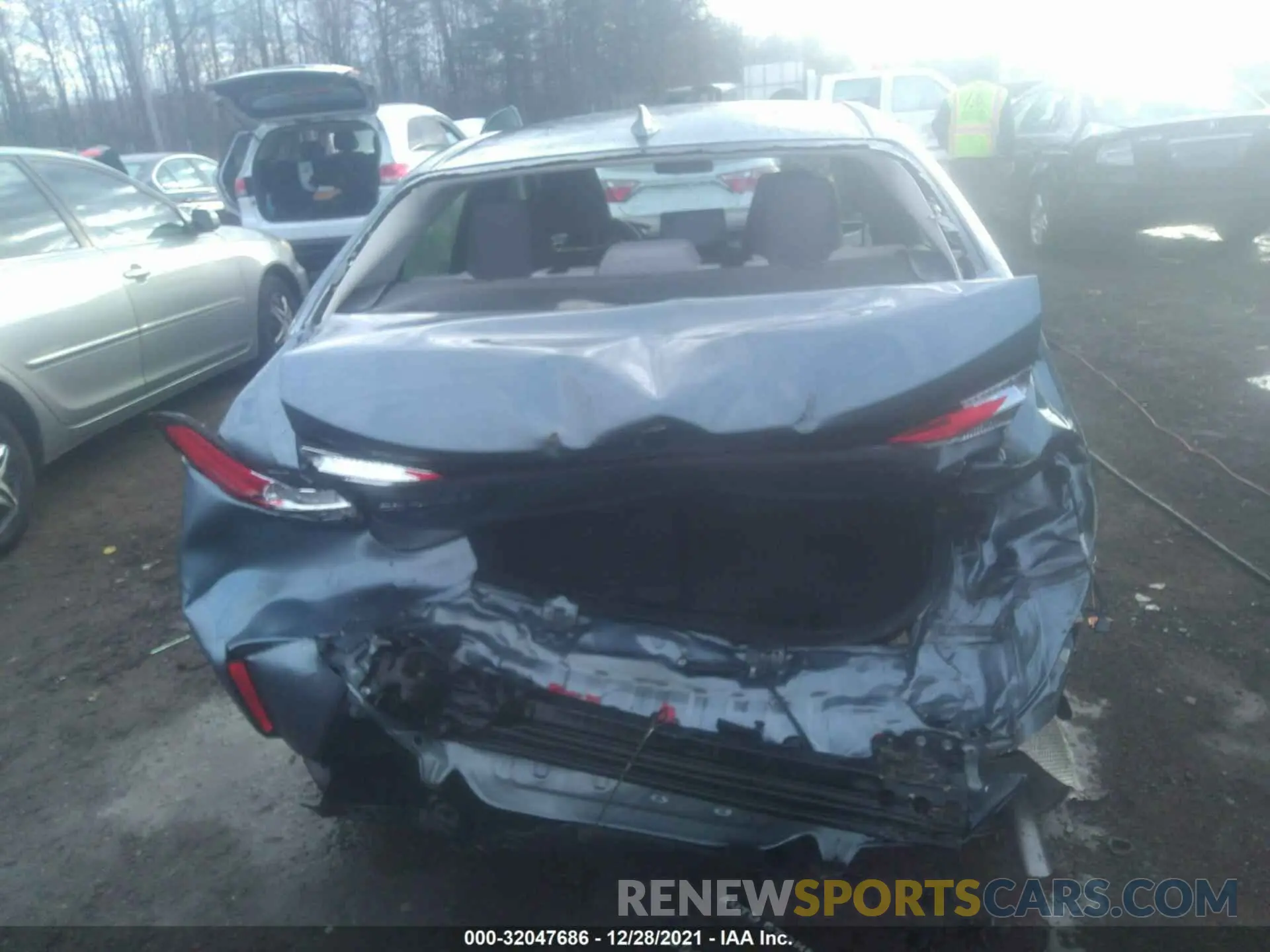 6 fotografías del automóvil dañado JTDEBRBE8LJ011050 TOYOTA COROLLA 2020