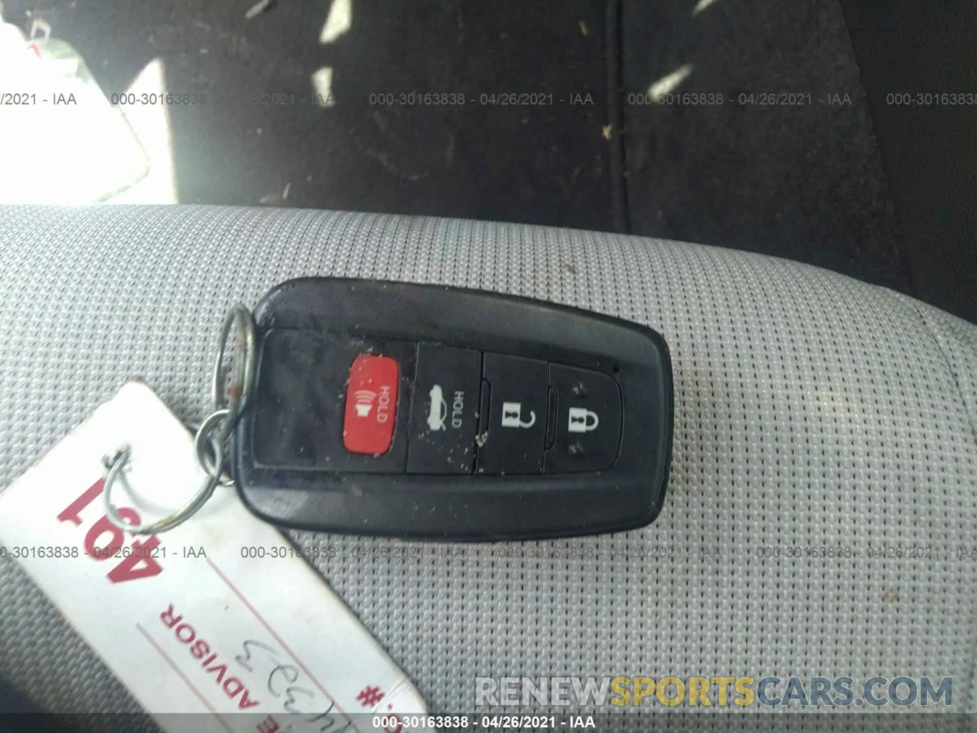 10 fotografías del automóvil dañado JTDEBRBE8LJ018872 TOYOTA COROLLA 2020