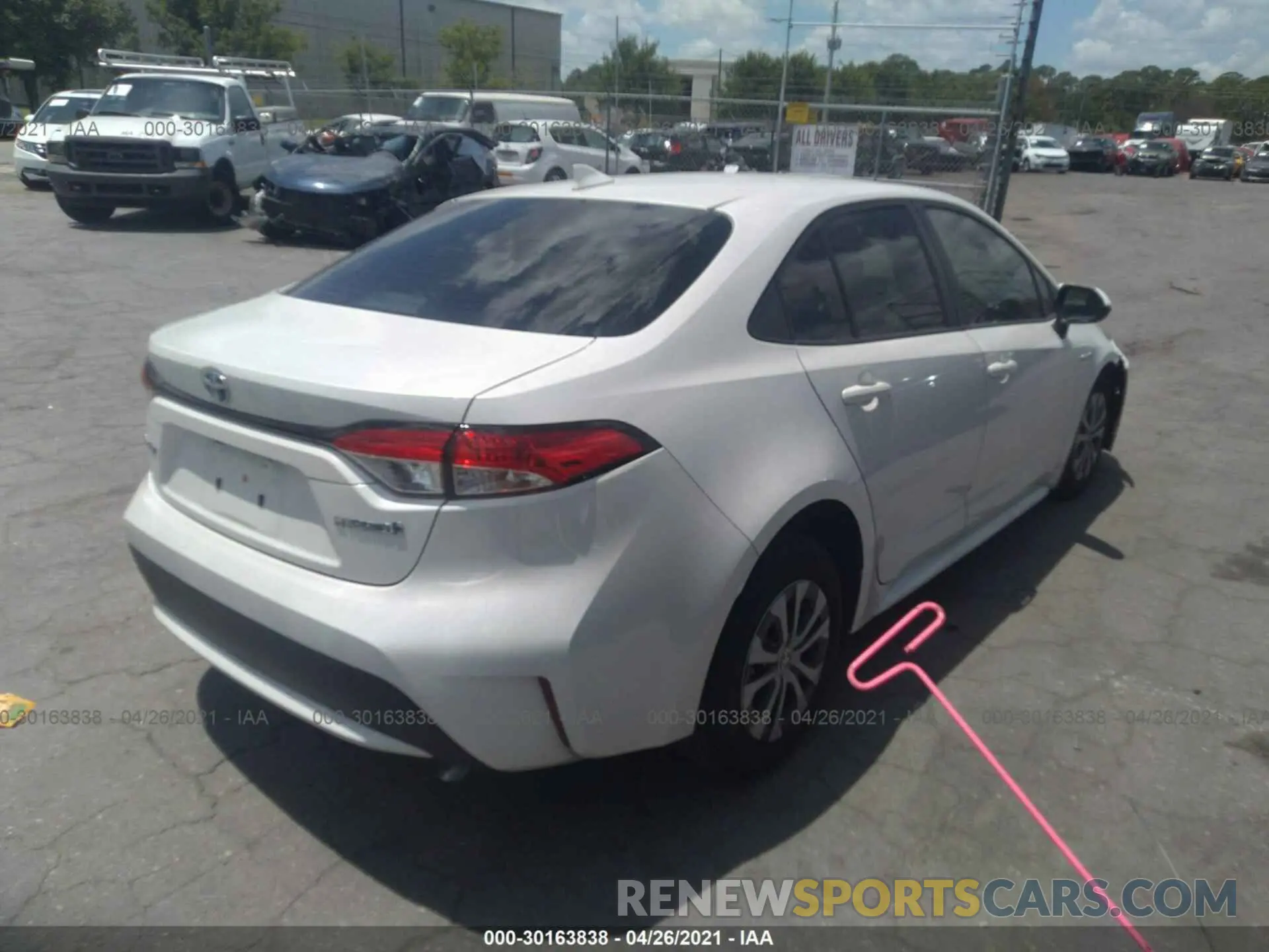 4 fotografías del automóvil dañado JTDEBRBE8LJ018872 TOYOTA COROLLA 2020