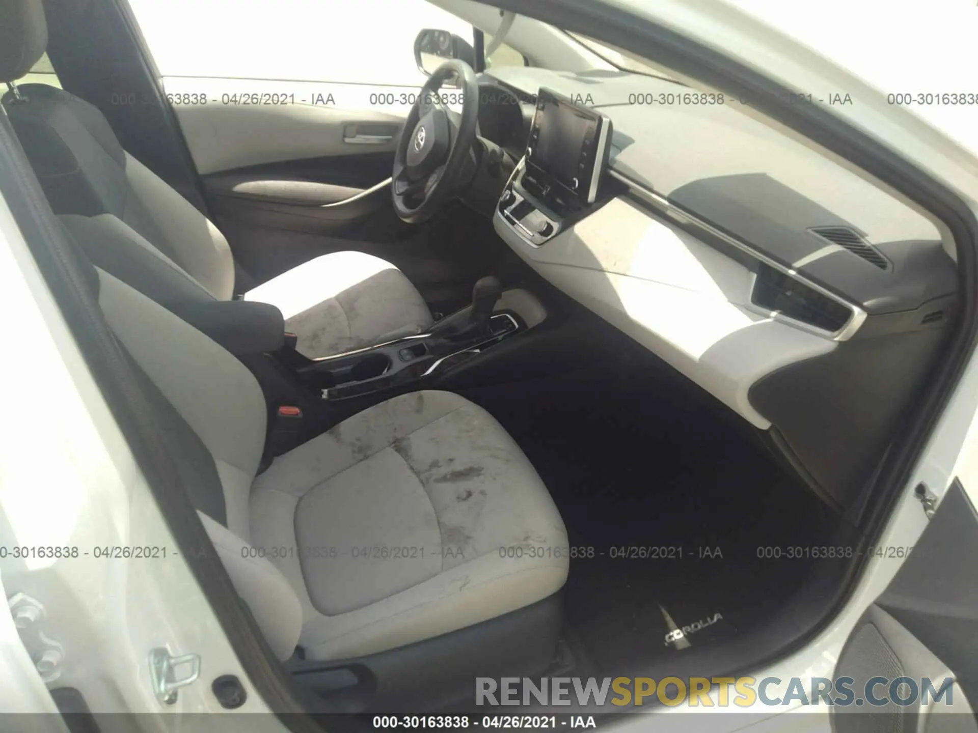 5 fotografías del automóvil dañado JTDEBRBE8LJ018872 TOYOTA COROLLA 2020
