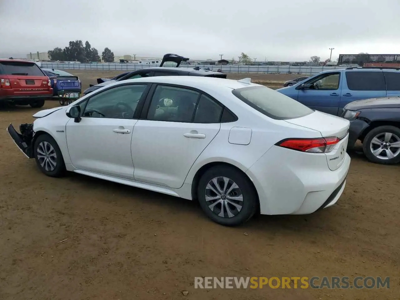 2 fotografías del automóvil dañado JTDEBRBE8LJ019231 TOYOTA COROLLA 2020