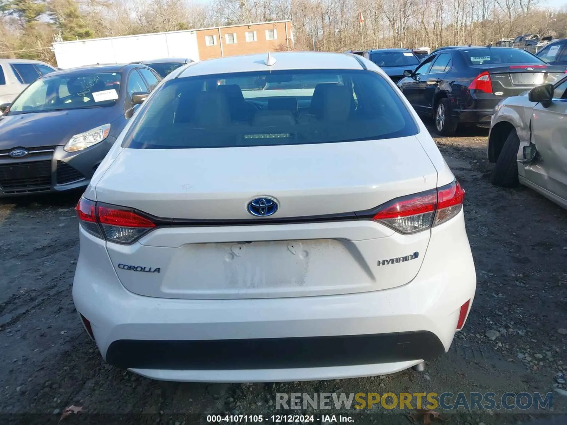 16 fotografías del automóvil dañado JTDEBRBE8LJ019620 TOYOTA COROLLA 2020