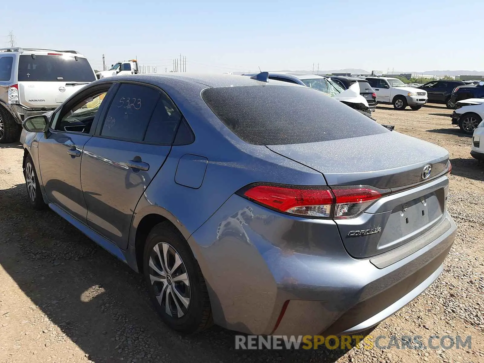 3 fotografías del automóvil dañado JTDEBRBE8LJ019780 TOYOTA COROLLA 2020