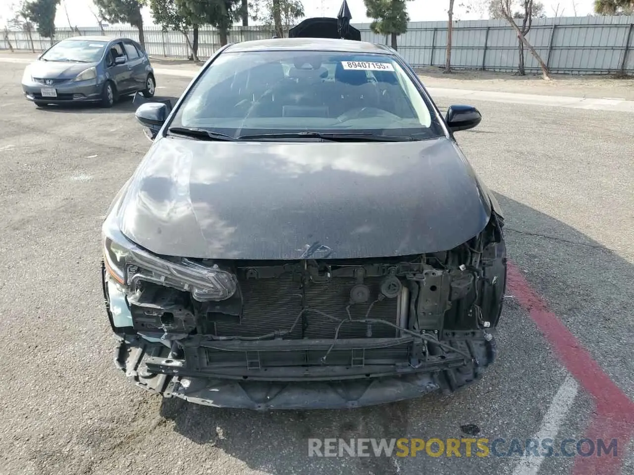 5 fotografías del automóvil dañado JTDEBRBE8LJ026809 TOYOTA COROLLA 2020