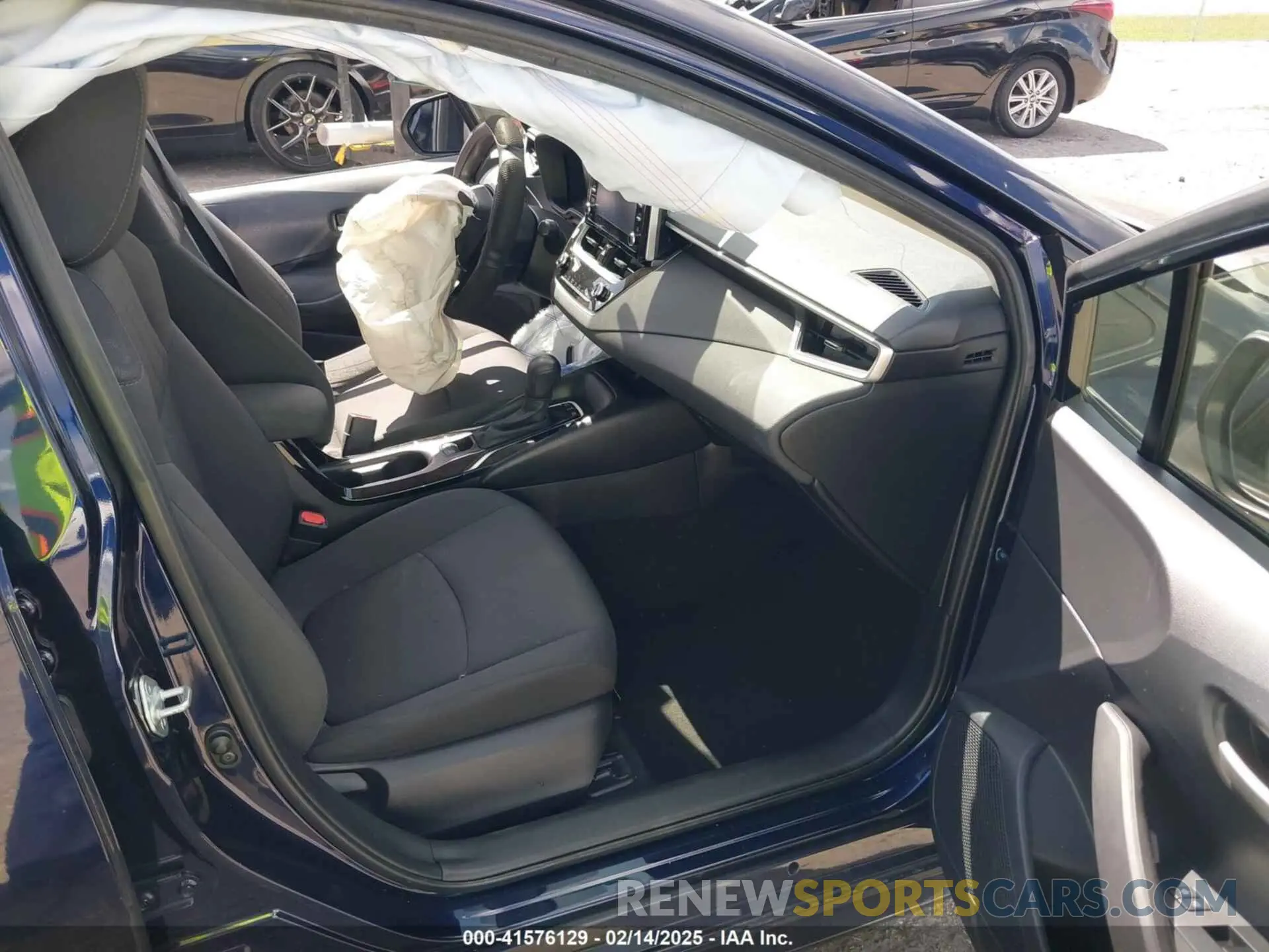 5 fotografías del automóvil dañado JTDEBRBE8LJ031556 TOYOTA COROLLA 2020