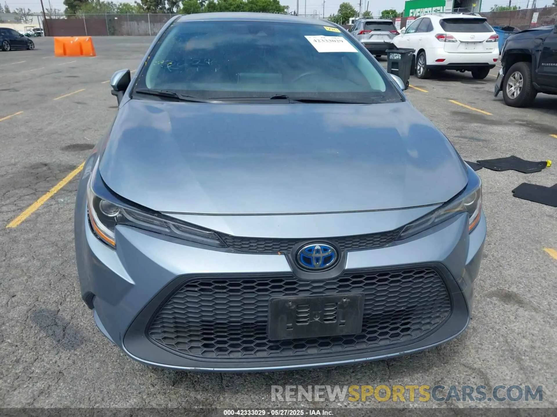 12 fotografías del automóvil dañado JTDEBRBE9LJ000512 TOYOTA COROLLA 2020