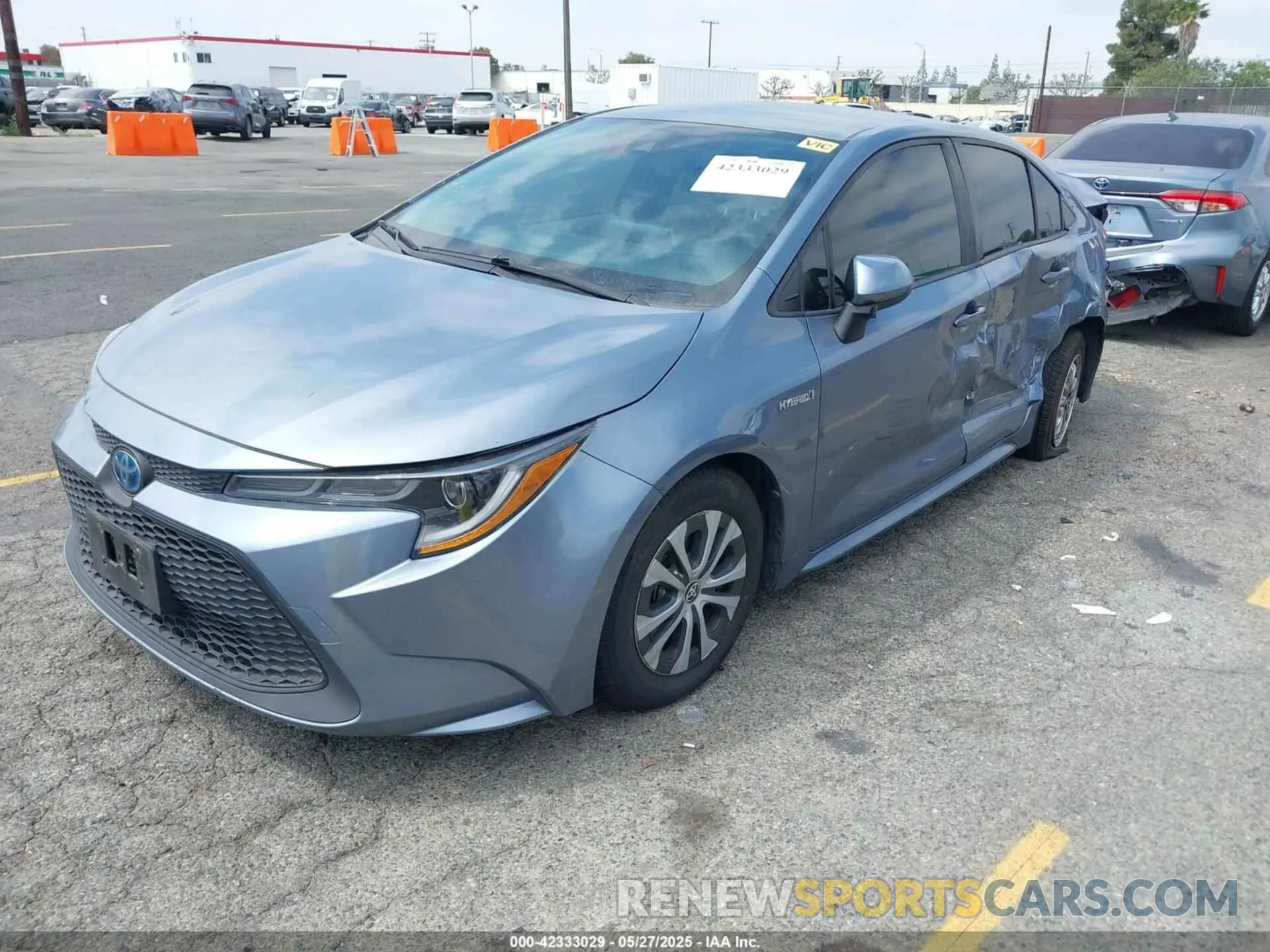 2 fotografías del automóvil dañado JTDEBRBE9LJ000512 TOYOTA COROLLA 2020