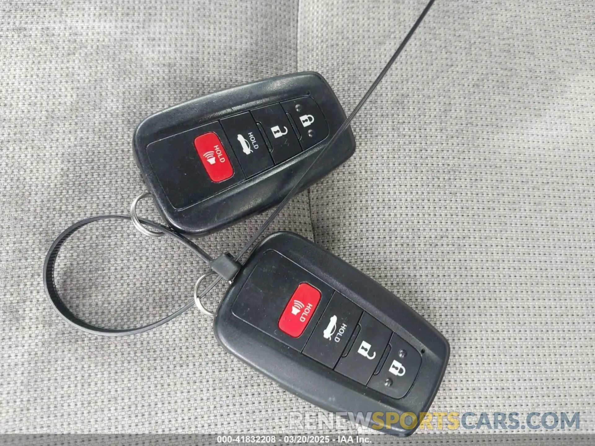 11 fotografías del automóvil dañado JTDEBRBE9LJ000655 TOYOTA COROLLA 2020