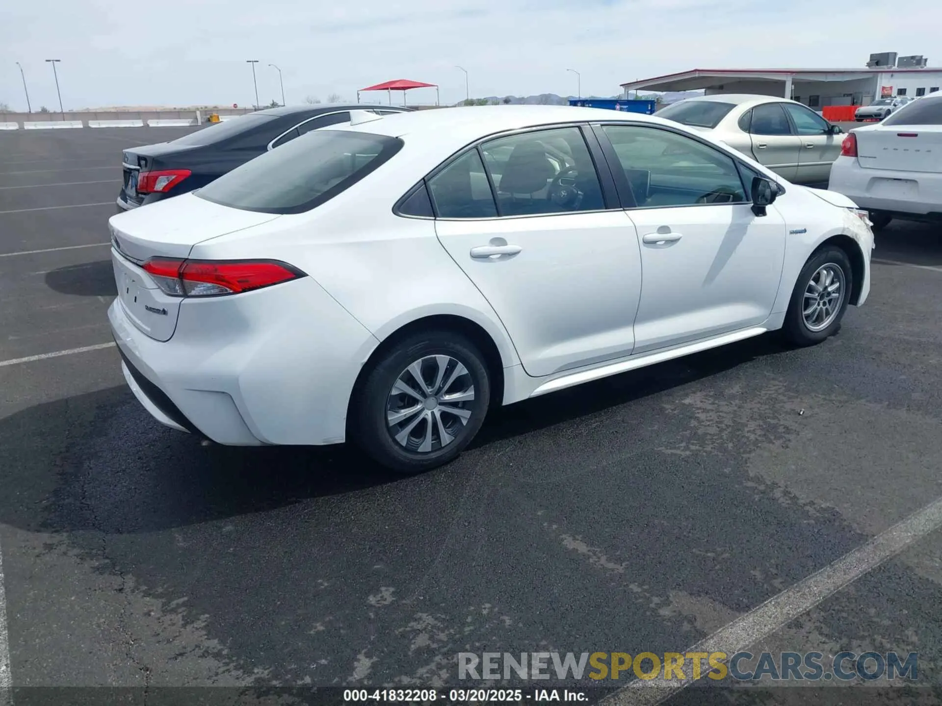 4 fotografías del automóvil dañado JTDEBRBE9LJ000655 TOYOTA COROLLA 2020