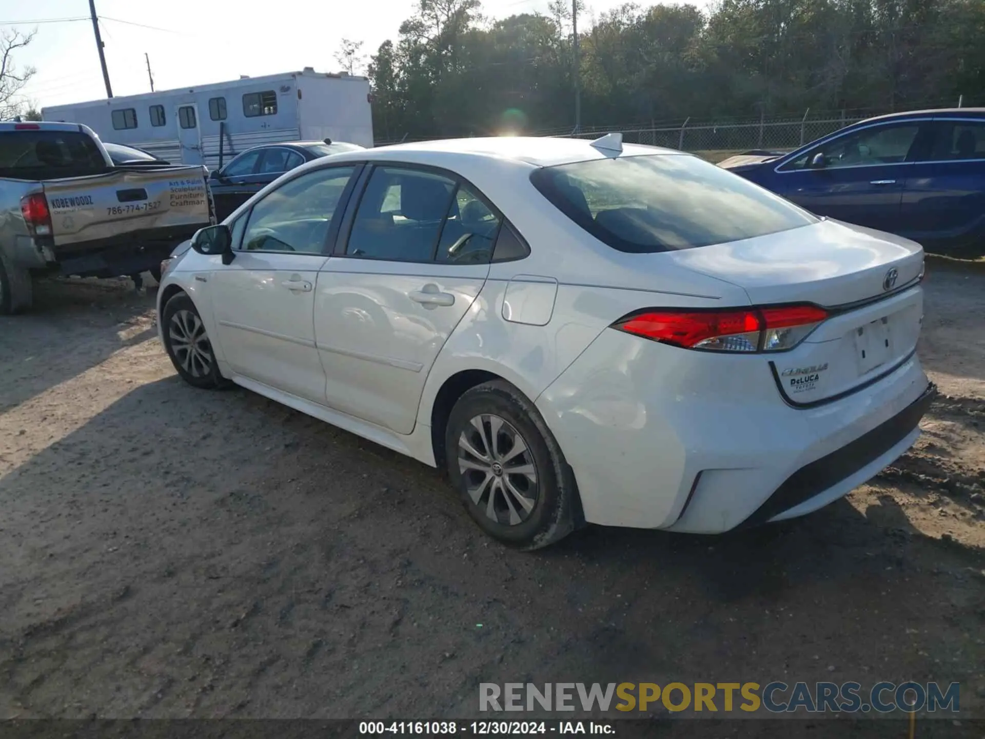 3 fotografías del automóvil dañado JTDEBRBE9LJ005841 TOYOTA COROLLA 2020