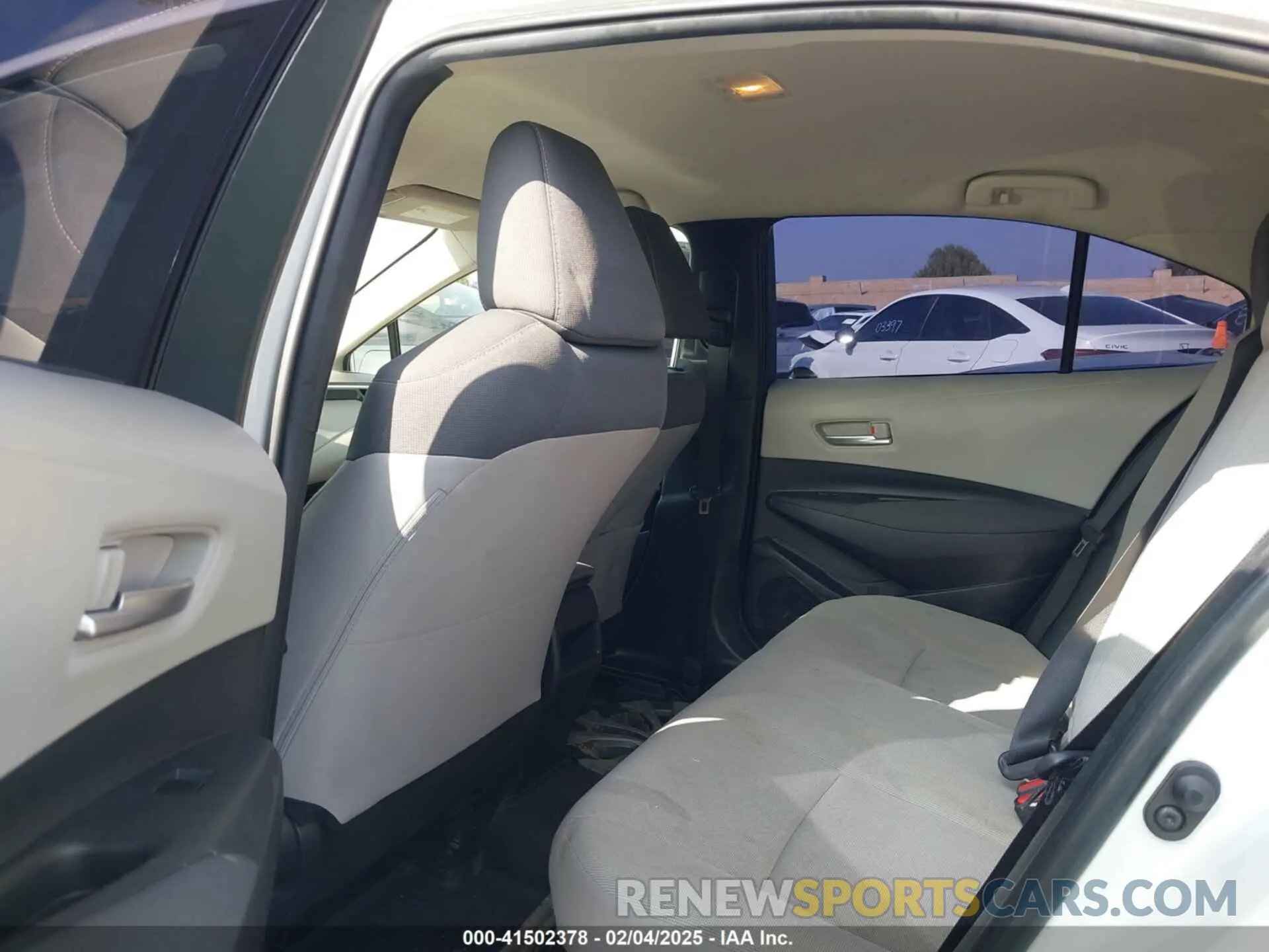 8 fotografías del automóvil dañado JTDEBRBE9LJ006424 TOYOTA COROLLA 2020