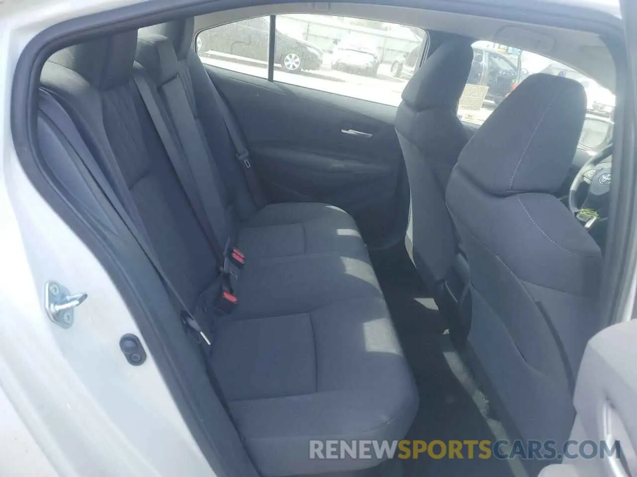6 fotografías del automóvil dañado JTDEBRBE9LJ006679 TOYOTA COROLLA 2020