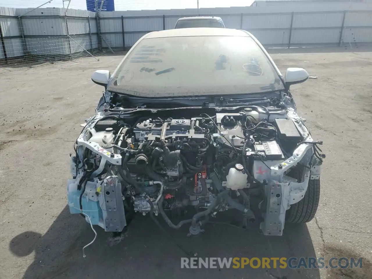 9 fotografías del automóvil dañado JTDEBRBE9LJ006679 TOYOTA COROLLA 2020