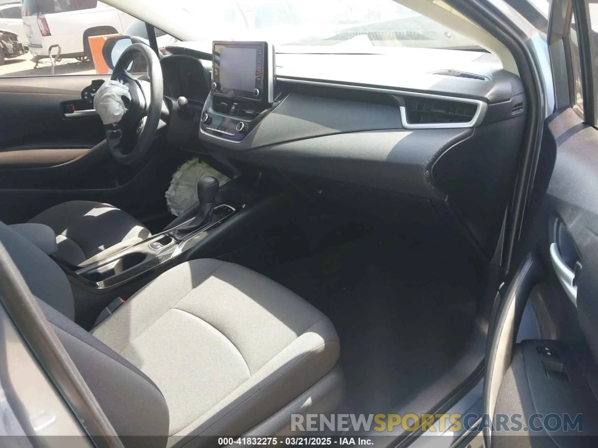 5 fotografías del automóvil dañado JTDEBRBE9LJ011672 TOYOTA COROLLA 2020