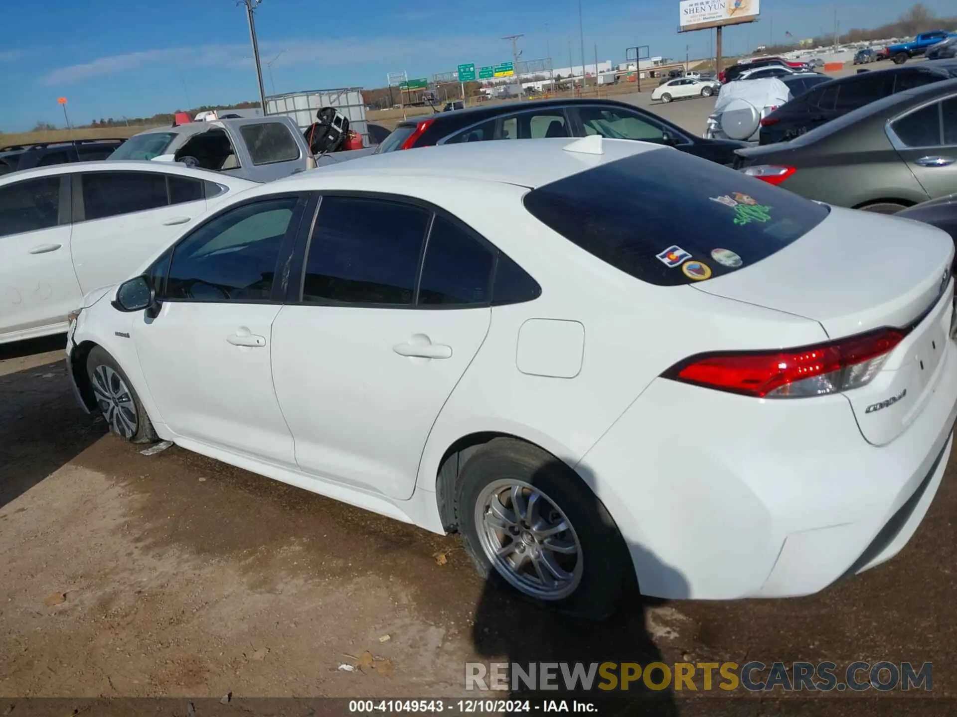 14 fotografías del automóvil dañado JTDEBRBE9LJ014295 TOYOTA COROLLA 2020