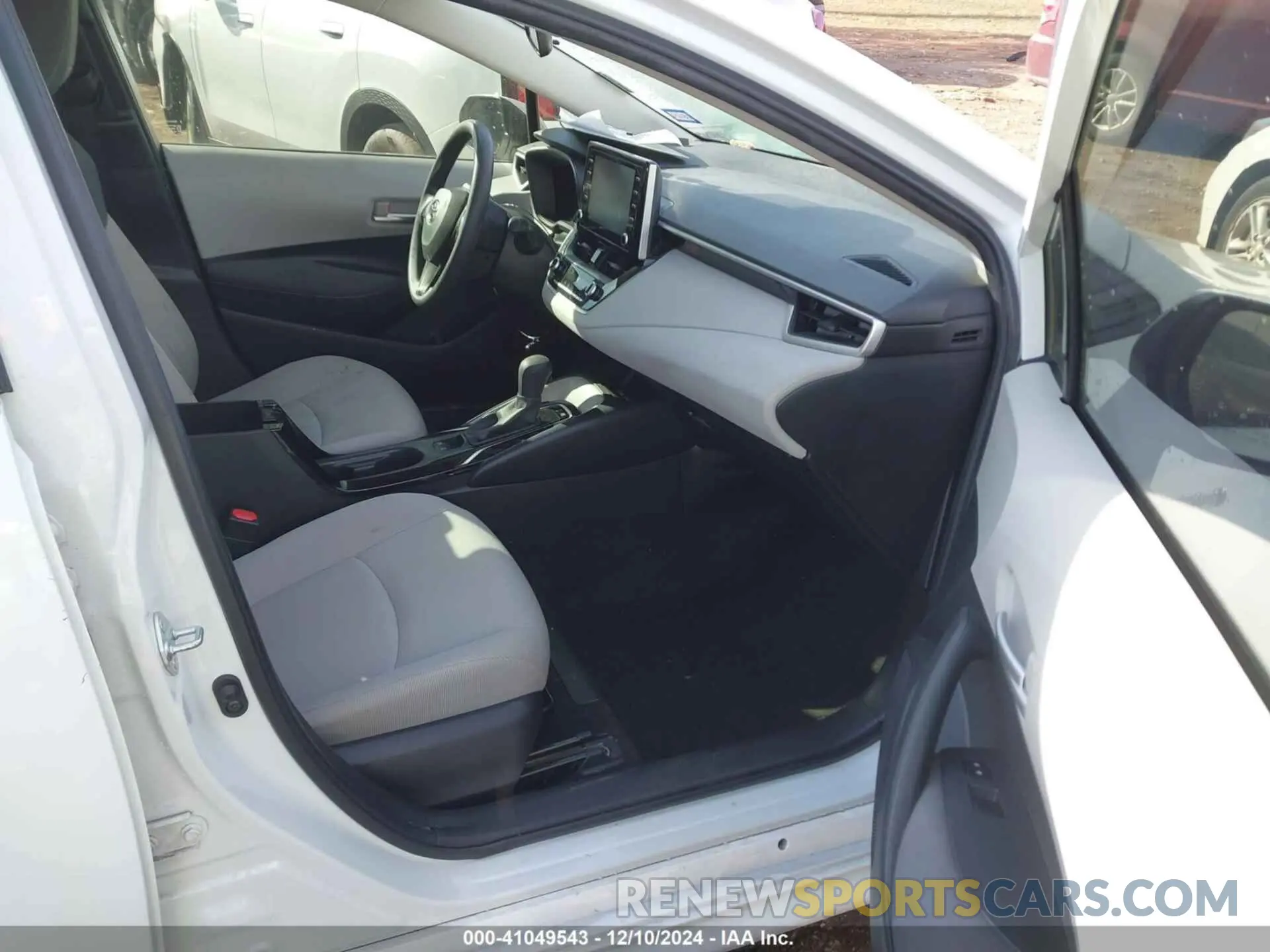 5 fotografías del automóvil dañado JTDEBRBE9LJ014295 TOYOTA COROLLA 2020