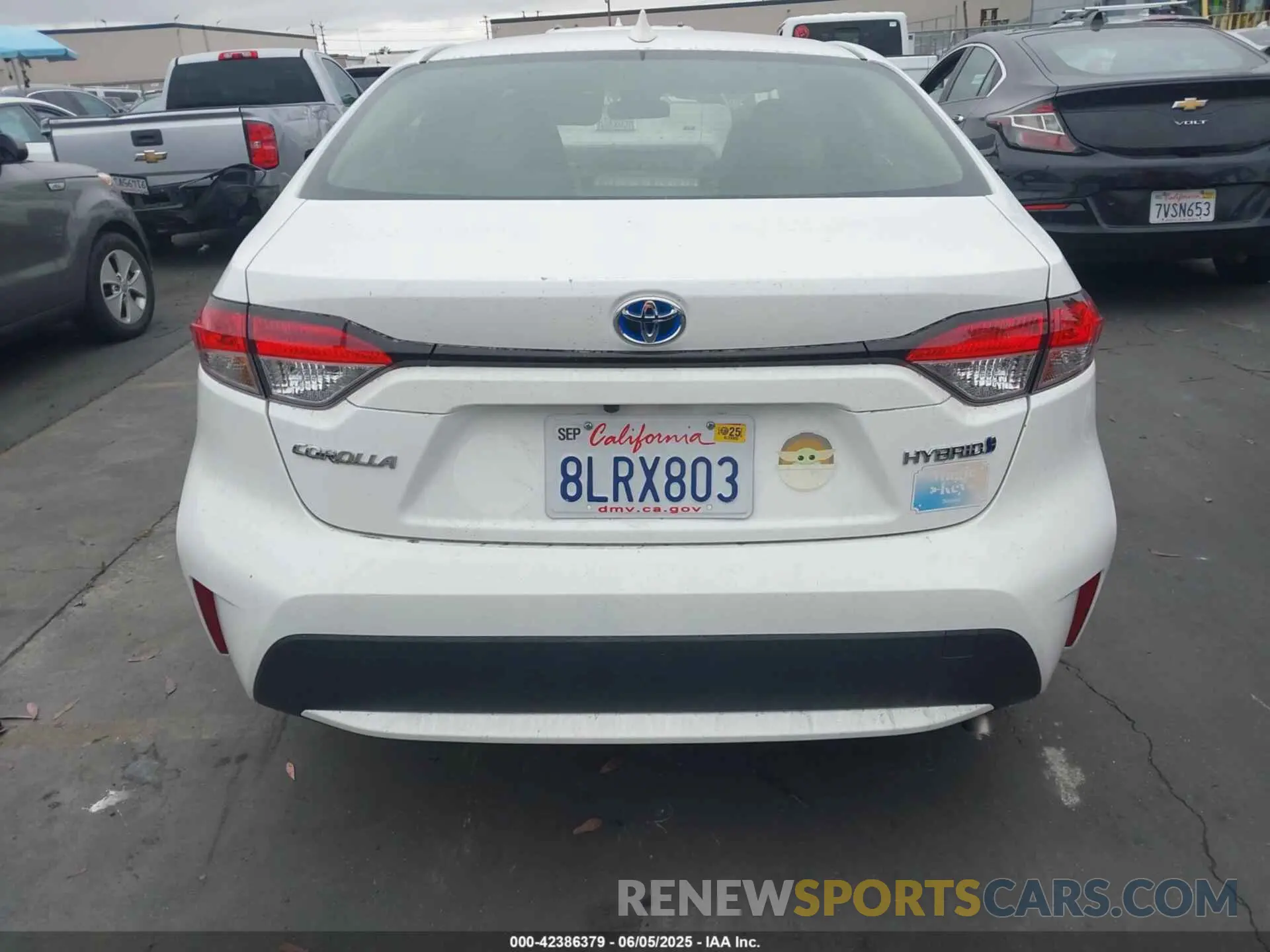 16 fotografías del automóvil dañado JTDEBRBE9LJ014457 TOYOTA COROLLA 2020