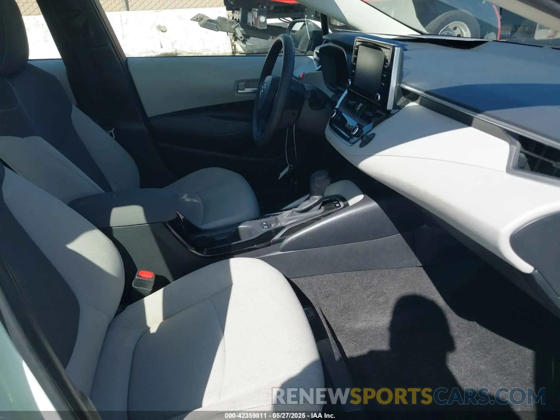 5 fotografías del automóvil dañado JTDEBRBE9LJ015060 TOYOTA COROLLA 2020