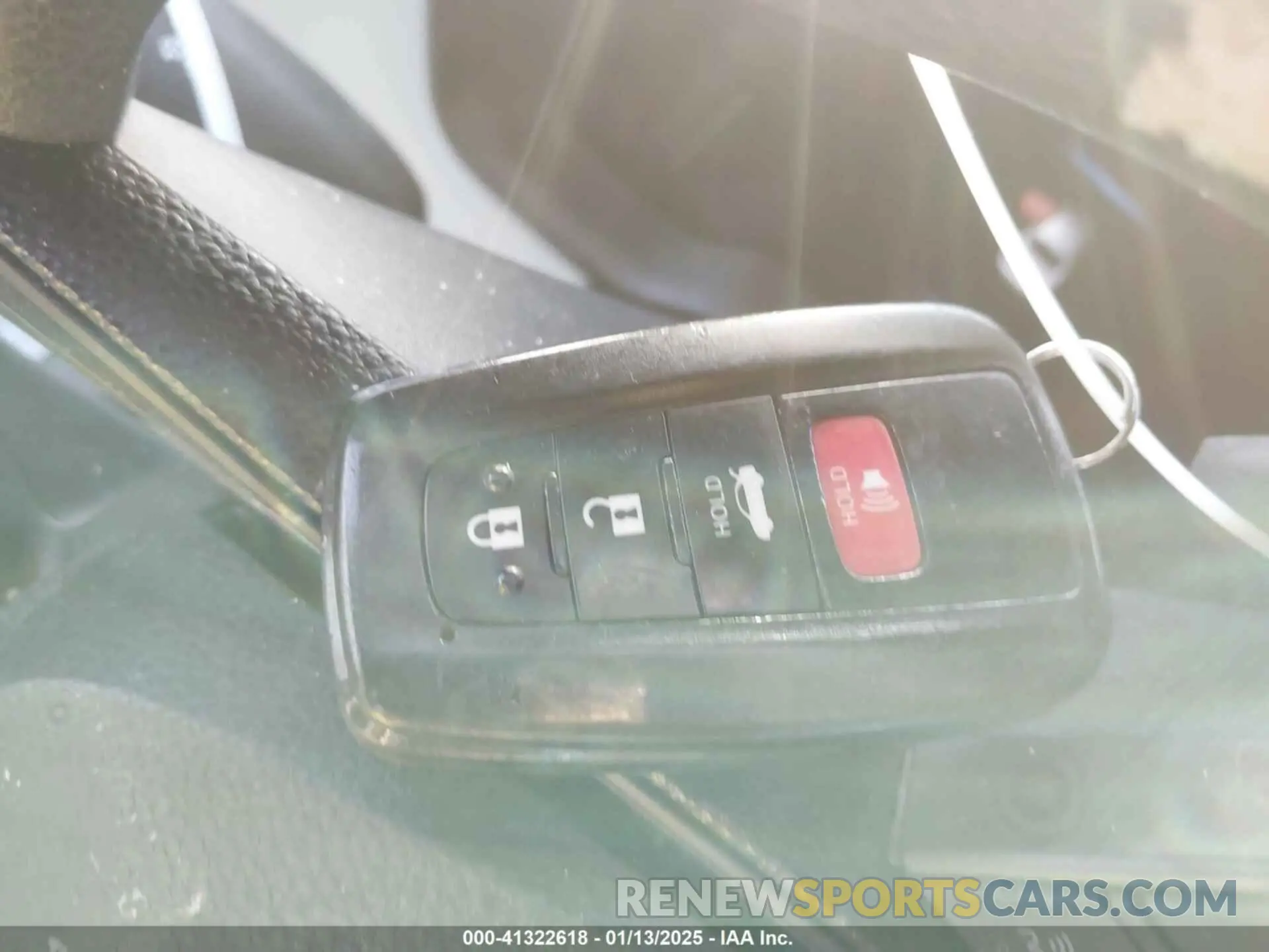 11 fotografías del automóvil dañado JTDEBRBE9LJ017911 TOYOTA COROLLA 2020