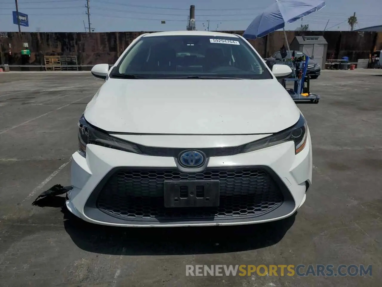 5 fotografías del automóvil dañado JTDEBRBE9LJ019383 TOYOTA COROLLA 2020