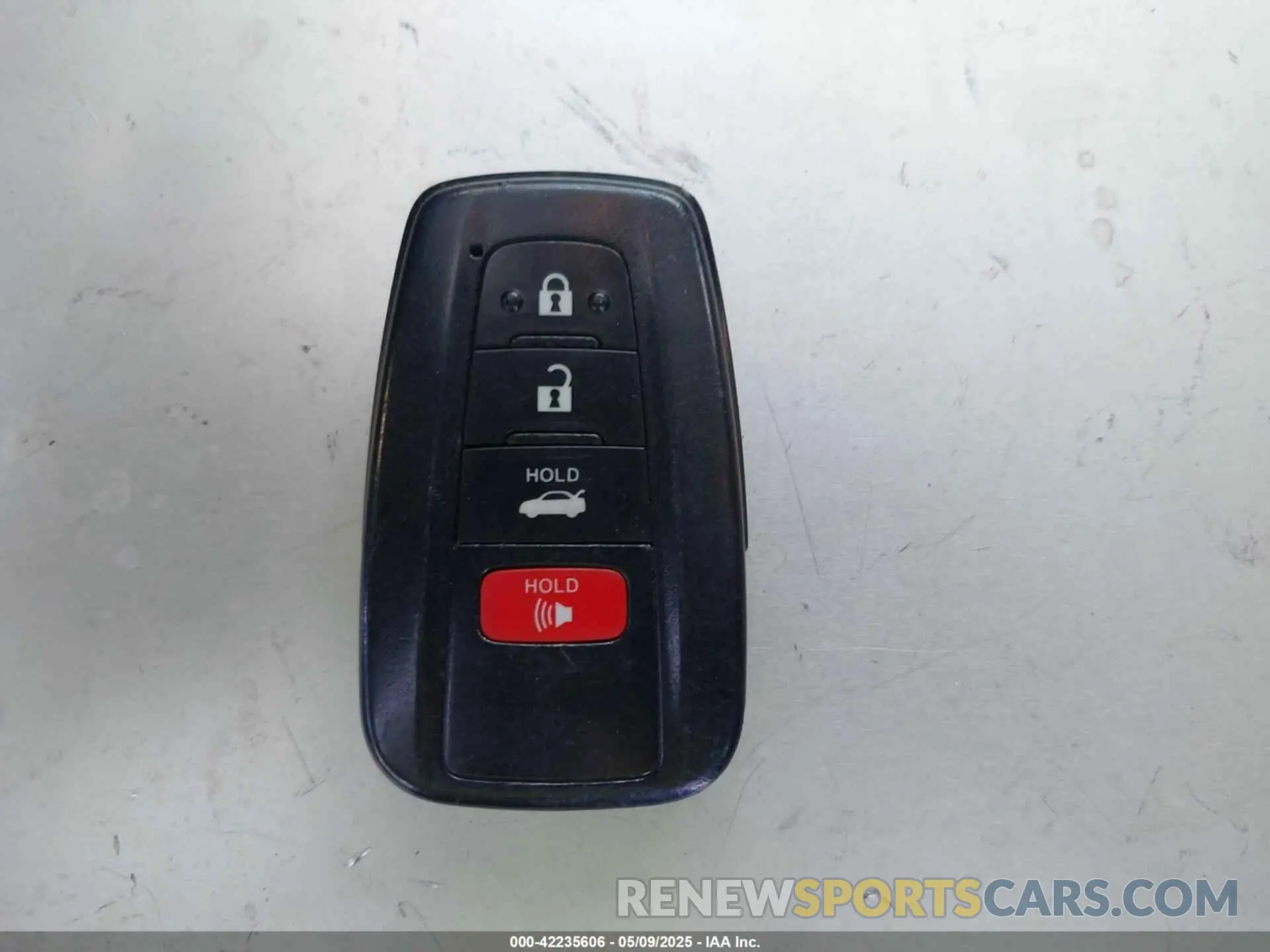 11 fotografías del automóvil dañado JTDEBRBE9LJ023224 TOYOTA COROLLA 2020