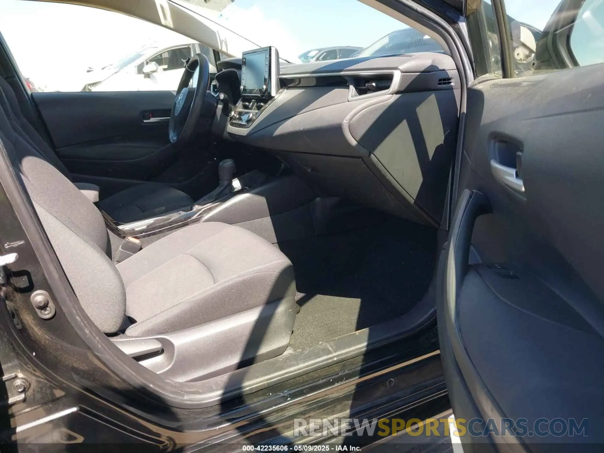 5 fotografías del automóvil dañado JTDEBRBE9LJ023224 TOYOTA COROLLA 2020