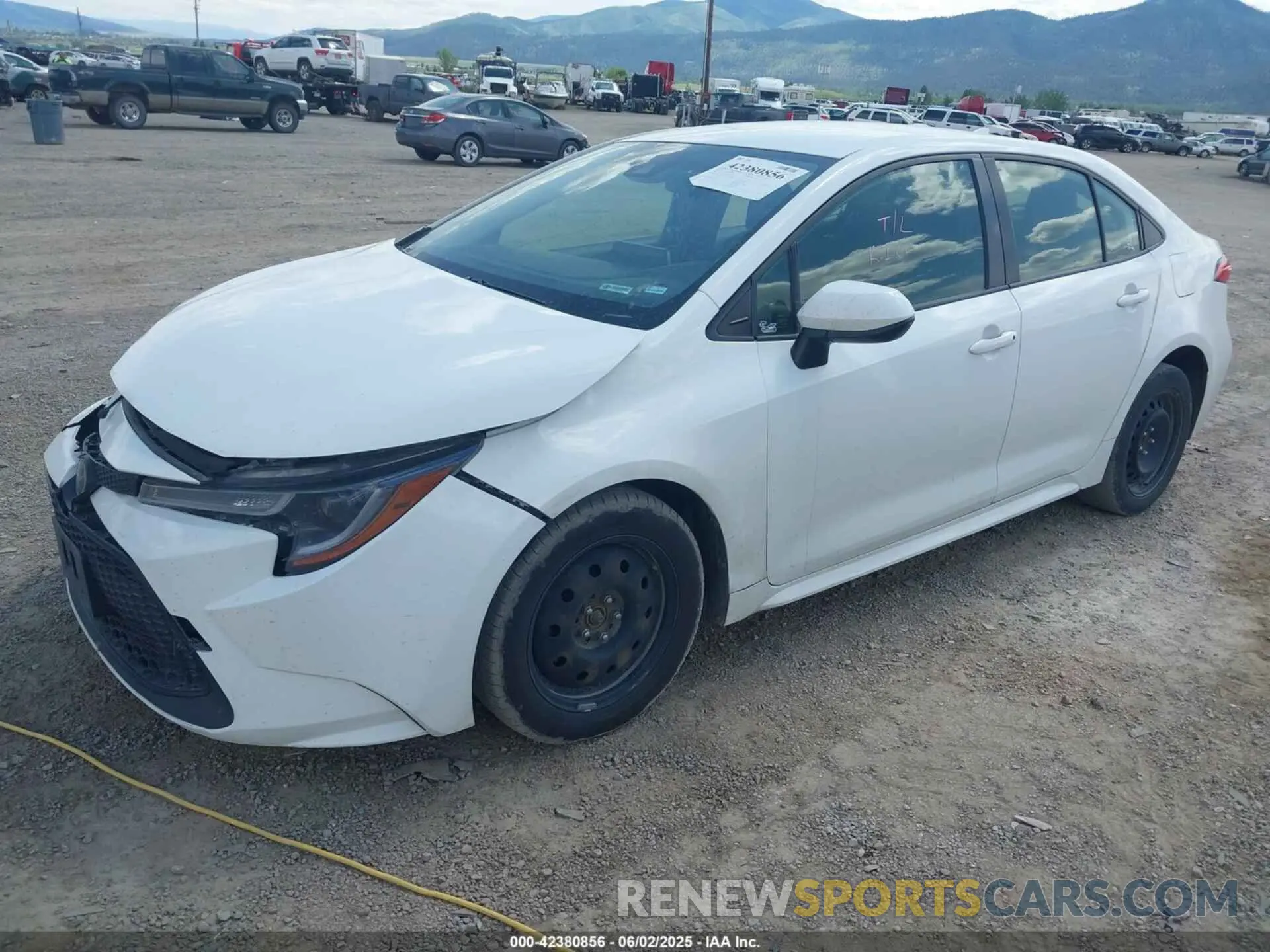 2 fotografías del automóvil dañado JTDEPRAE0LJ019713 TOYOTA COROLLA 2020
