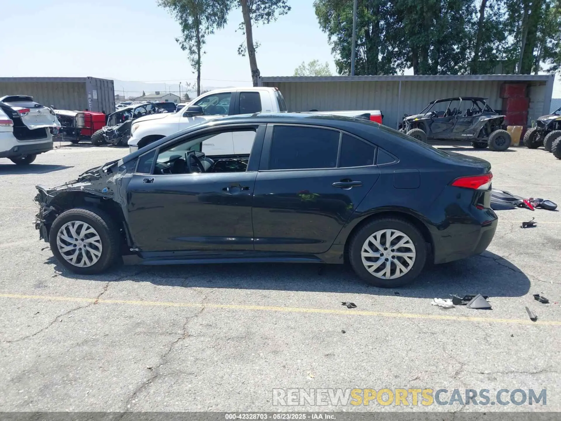 15 fotografías del automóvil dañado JTDEPRAE0LJ045664 TOYOTA COROLLA 2020