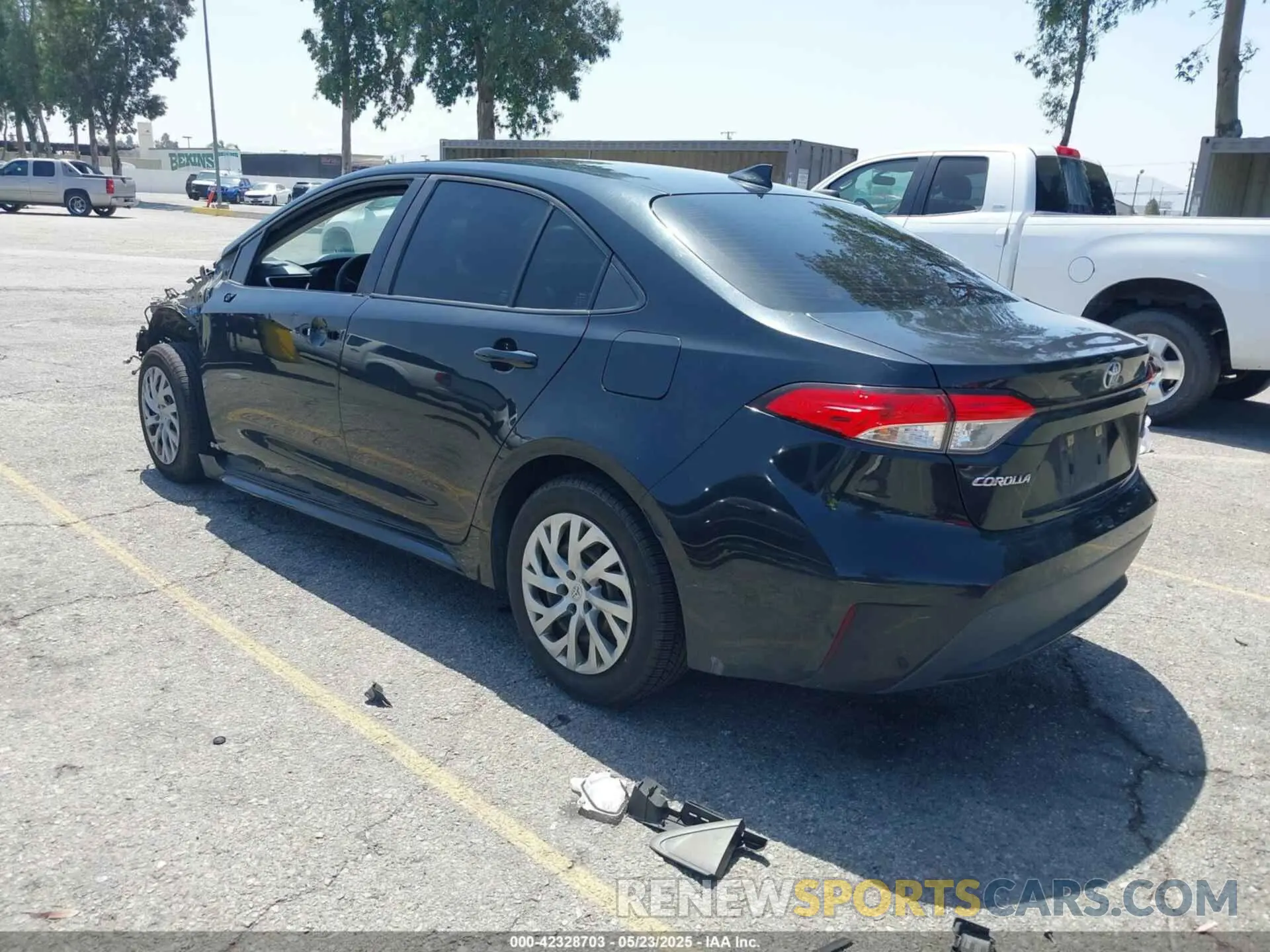 3 fotografías del automóvil dañado JTDEPRAE0LJ045664 TOYOTA COROLLA 2020