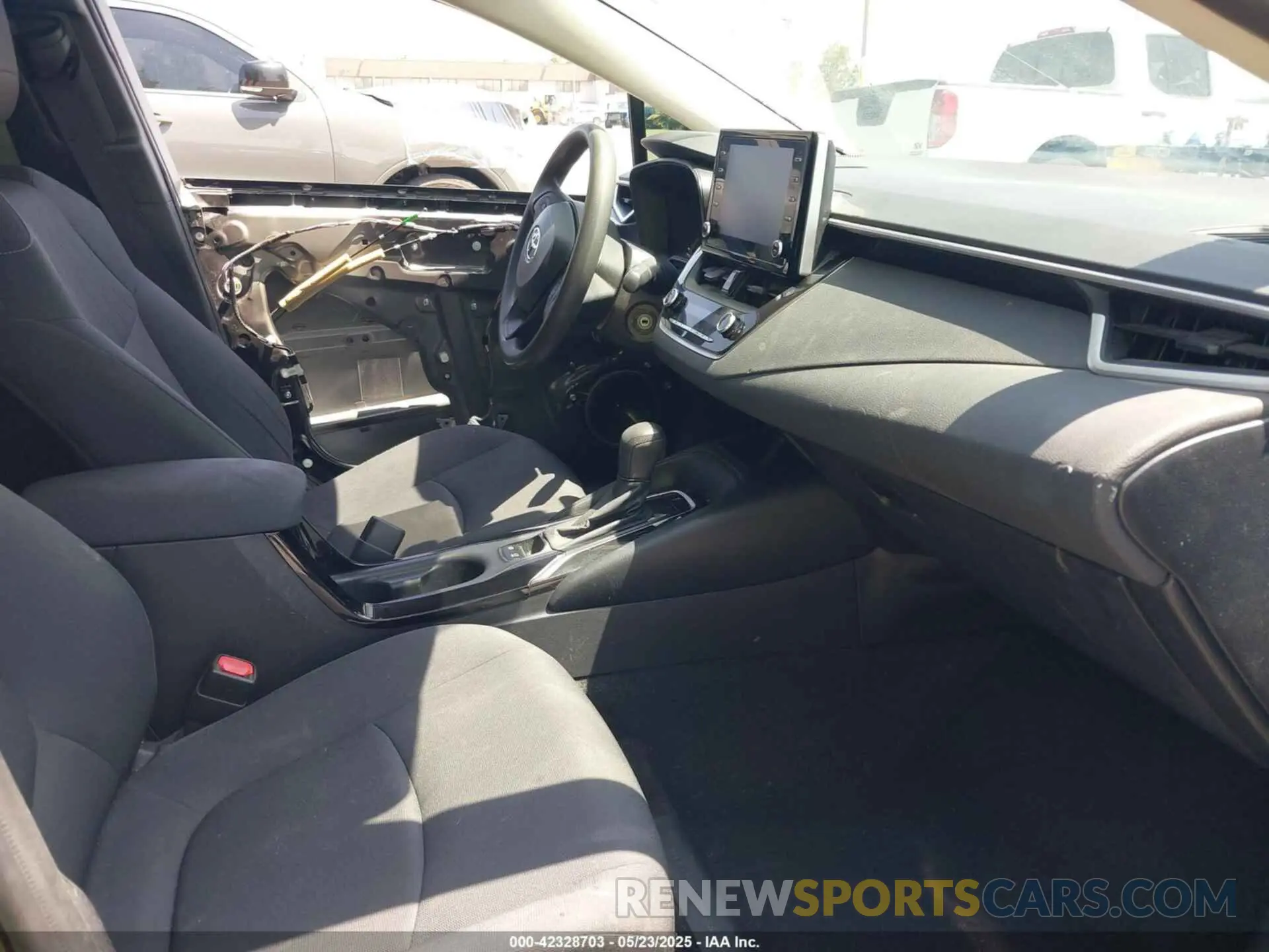 5 fotografías del automóvil dañado JTDEPRAE0LJ045664 TOYOTA COROLLA 2020