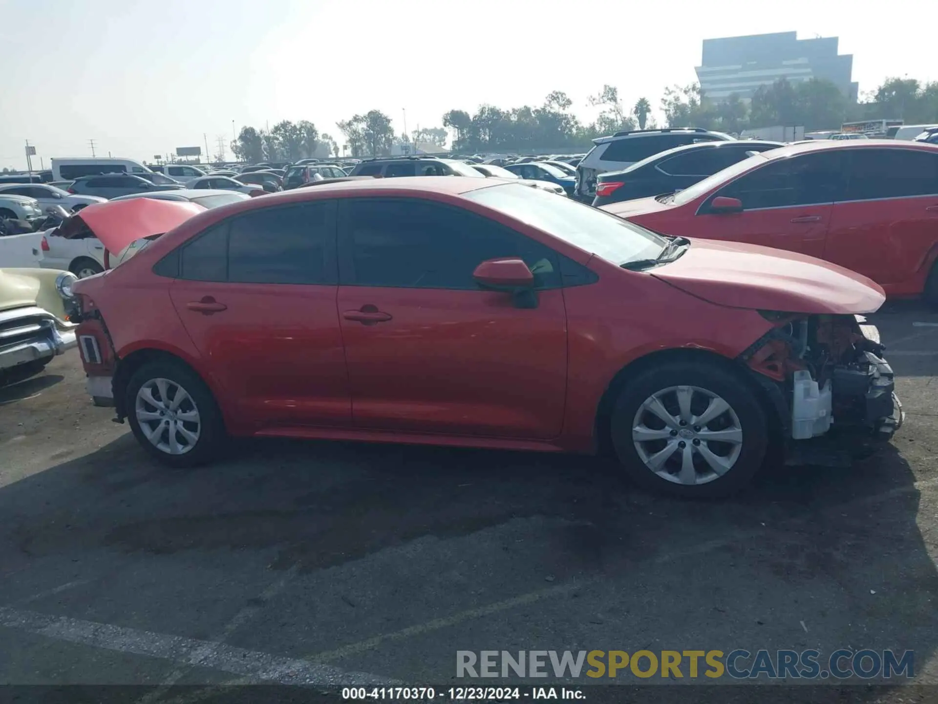 14 fotografías del automóvil dañado JTDEPRAE0LJ053862 TOYOTA COROLLA 2020