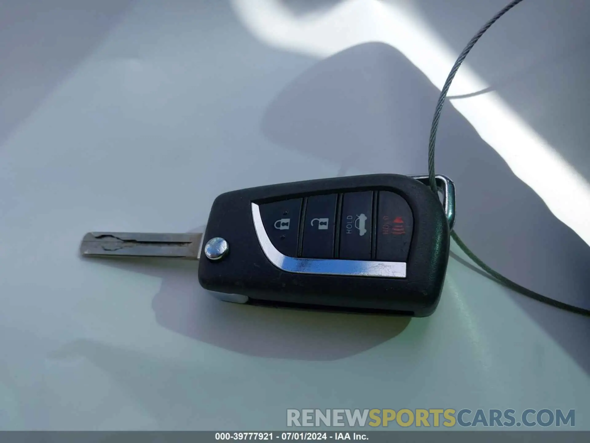 11 fotografías del automóvil dañado JTDEPRAE0LJ102770 TOYOTA COROLLA 2020