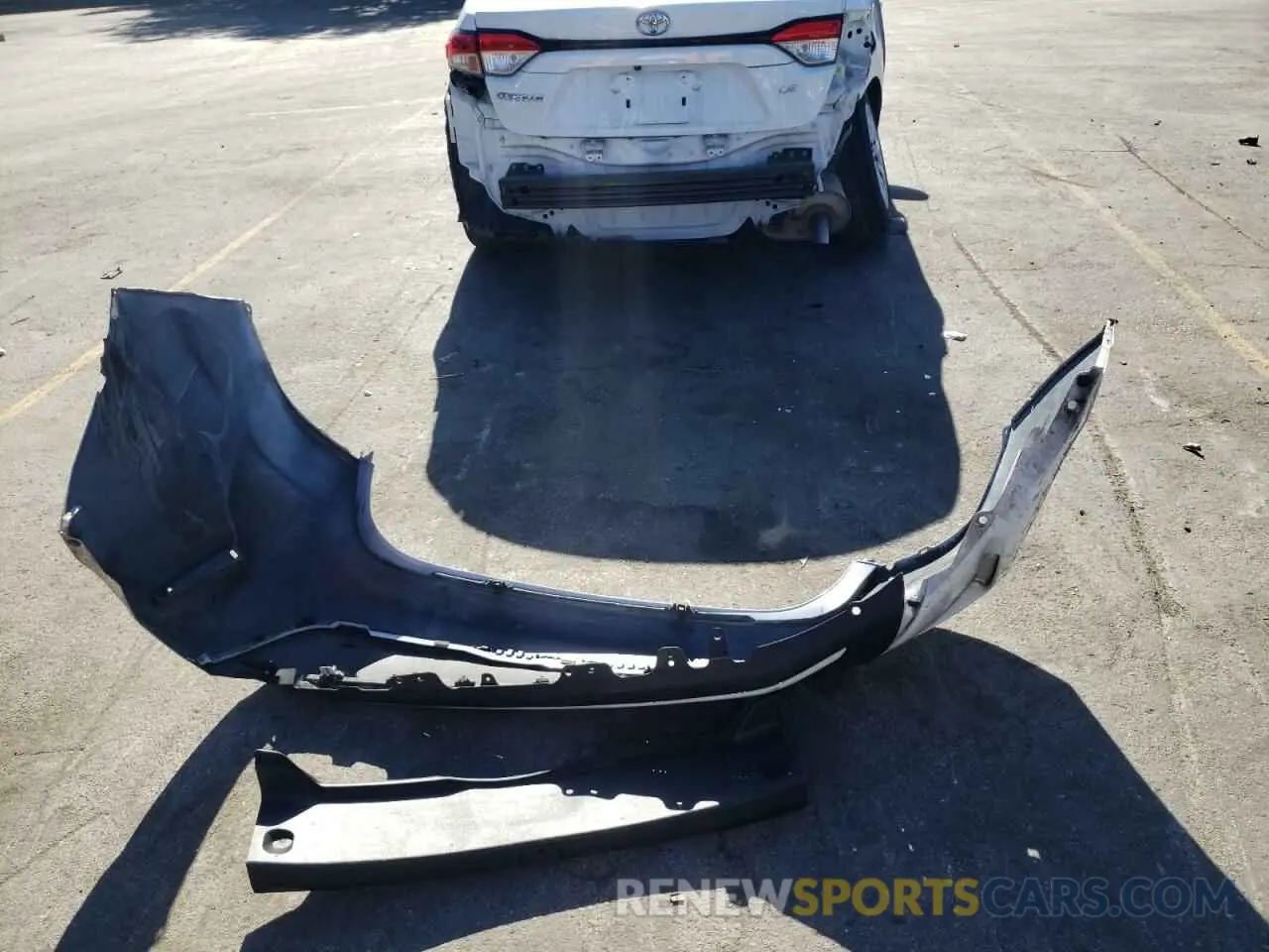 12 fotografías del automóvil dañado JTDEPRAE1LJ006422 TOYOTA COROLLA 2020